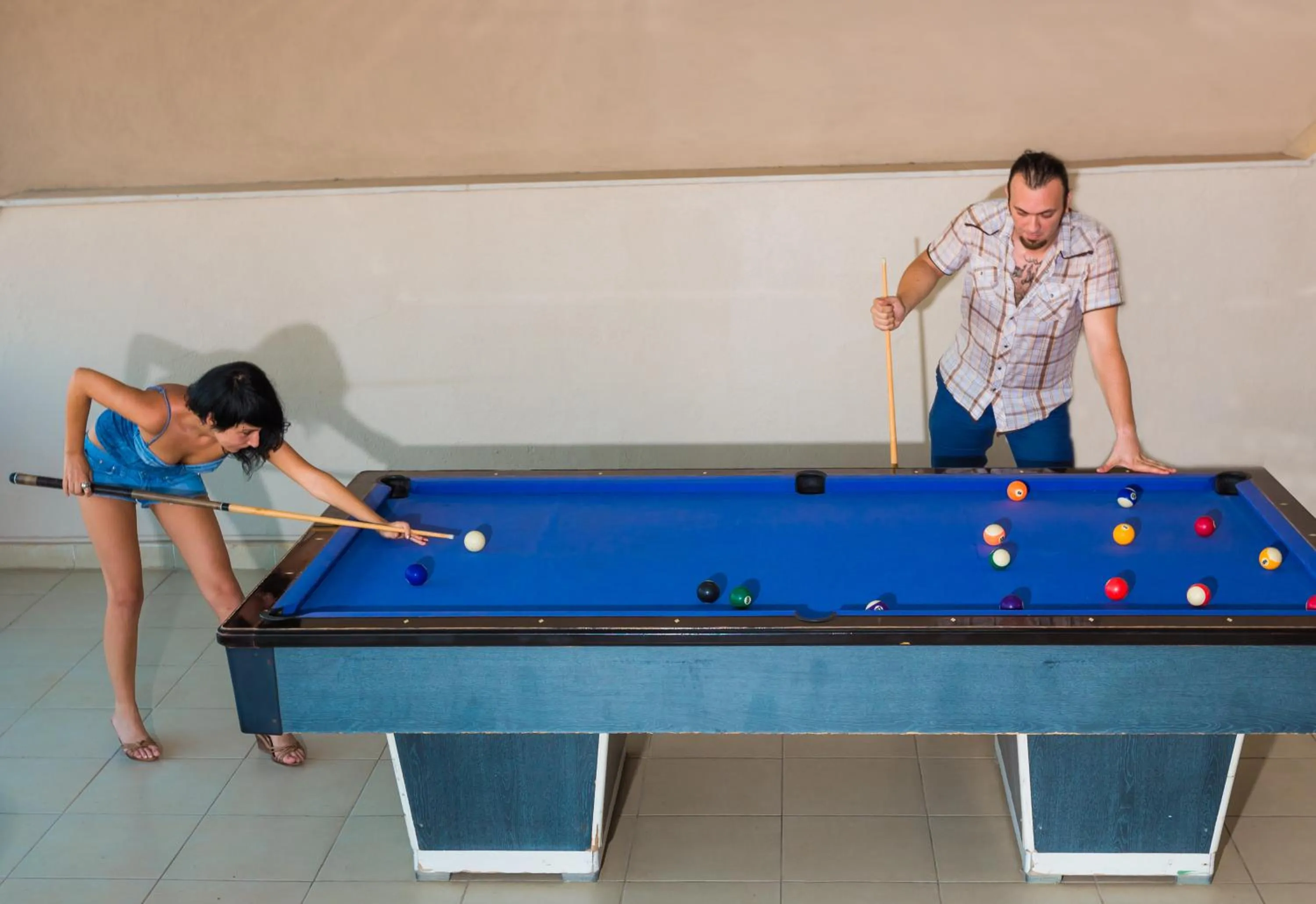 Billiard in Derici Hotel