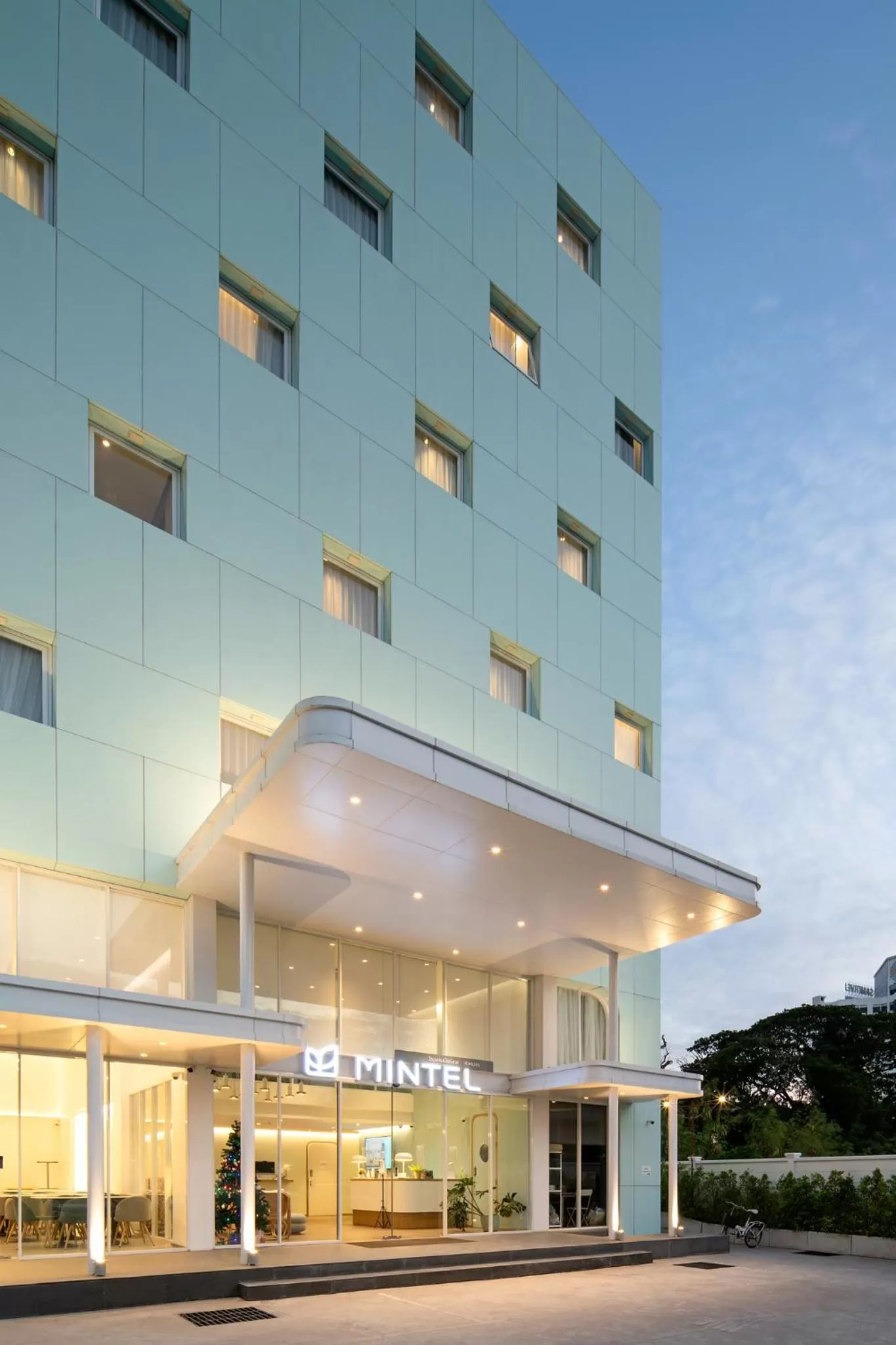 Property building in Mintel Huamark