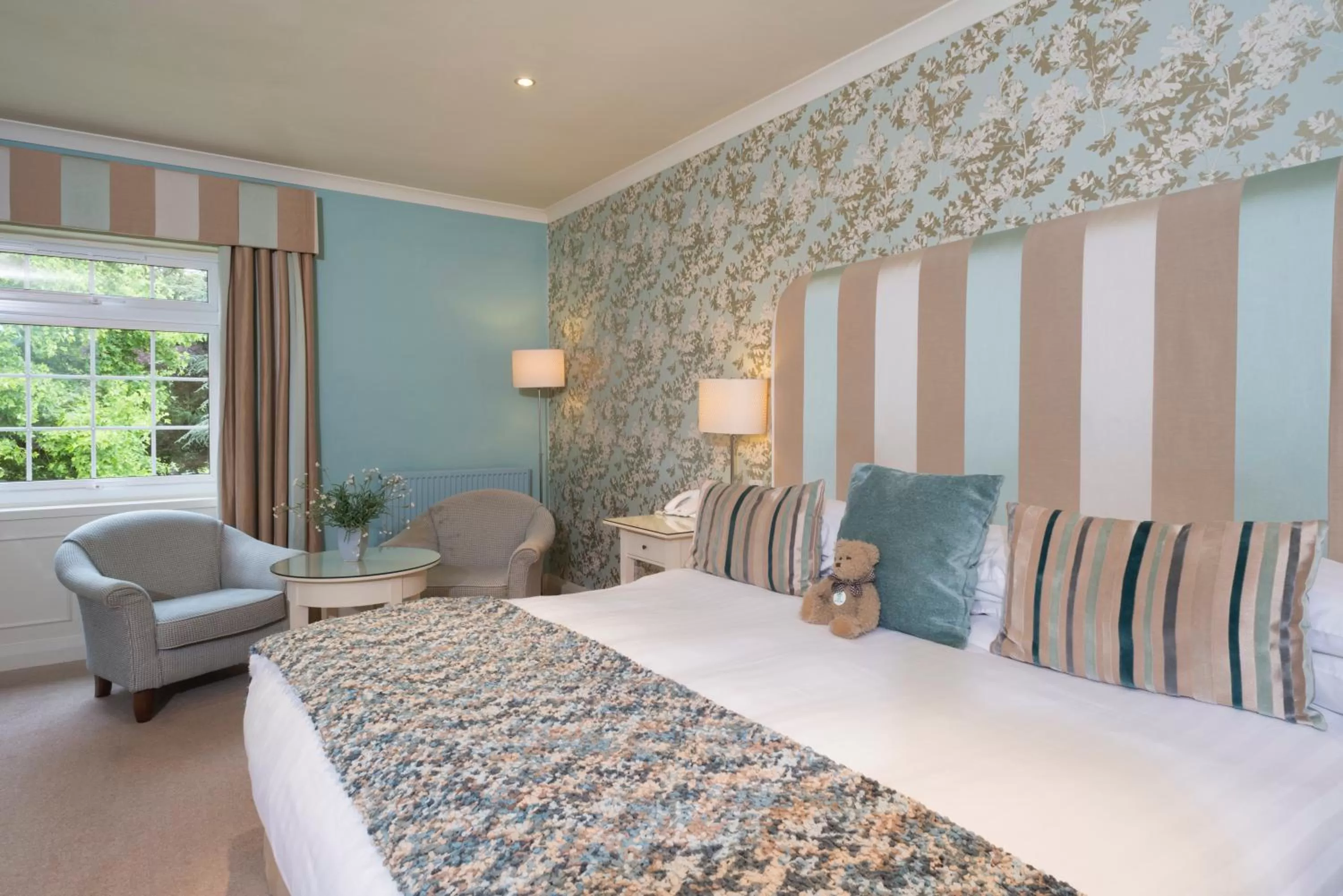 Photo of the whole room, Bed in Rufflets St Andrews