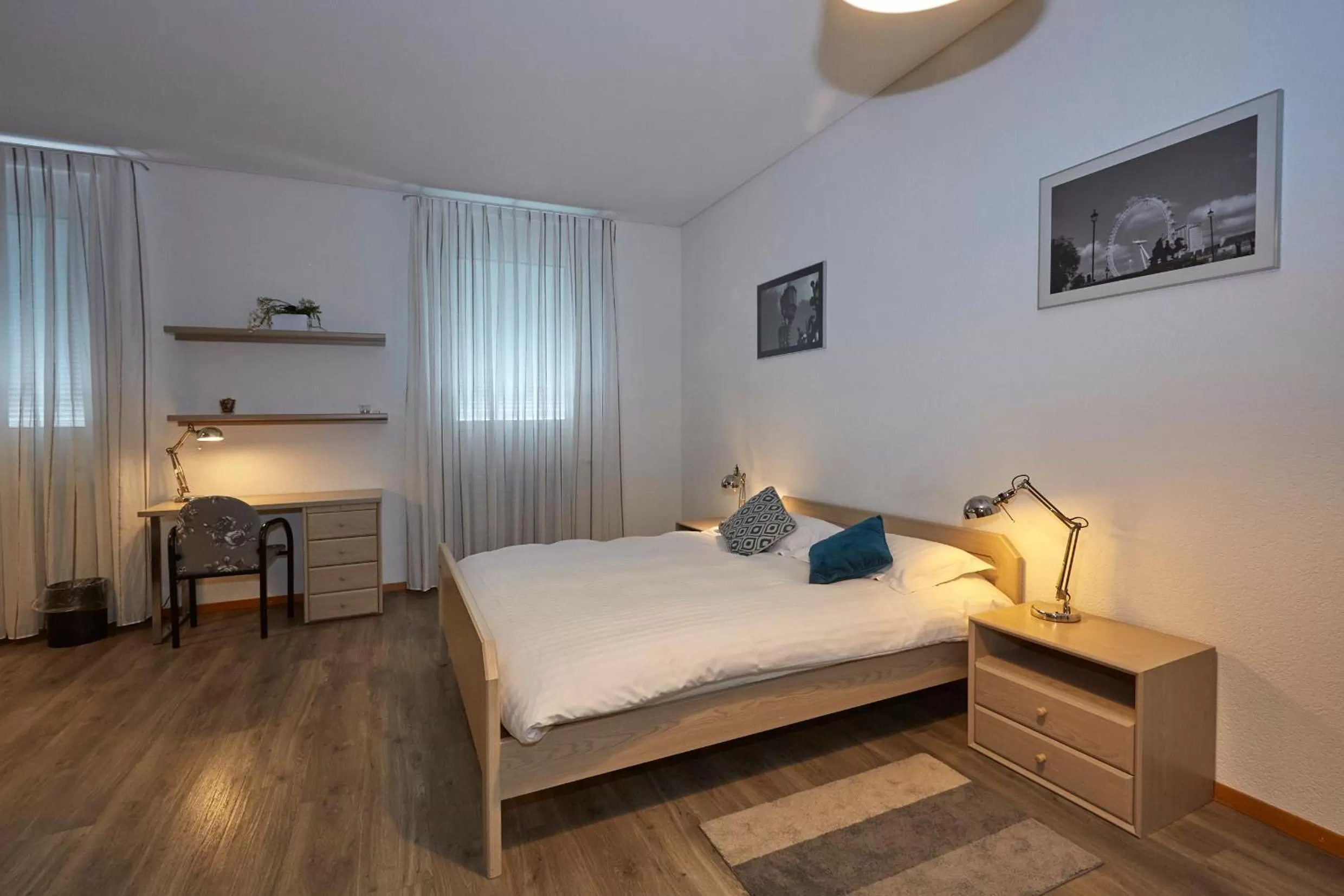 Photo of the whole room, Bed in Les Chambres du CTN