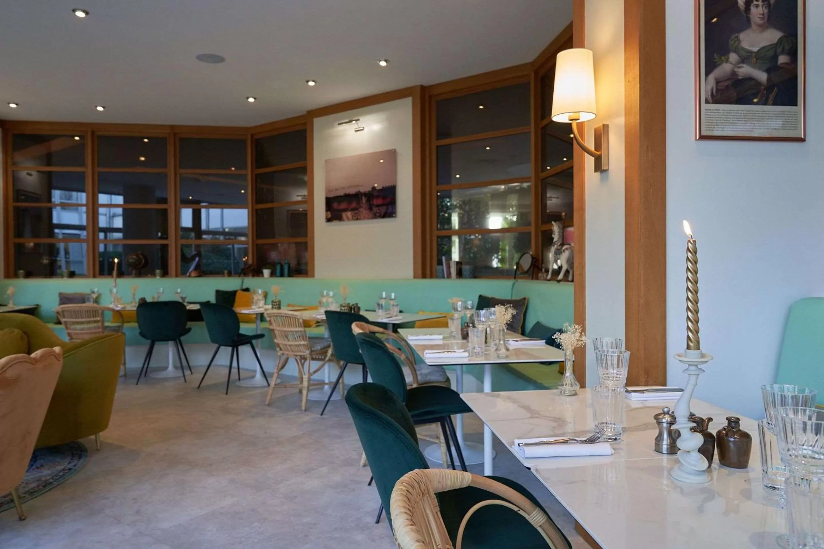 Restaurant/places to eat in Best Western Plus Paris Saclay