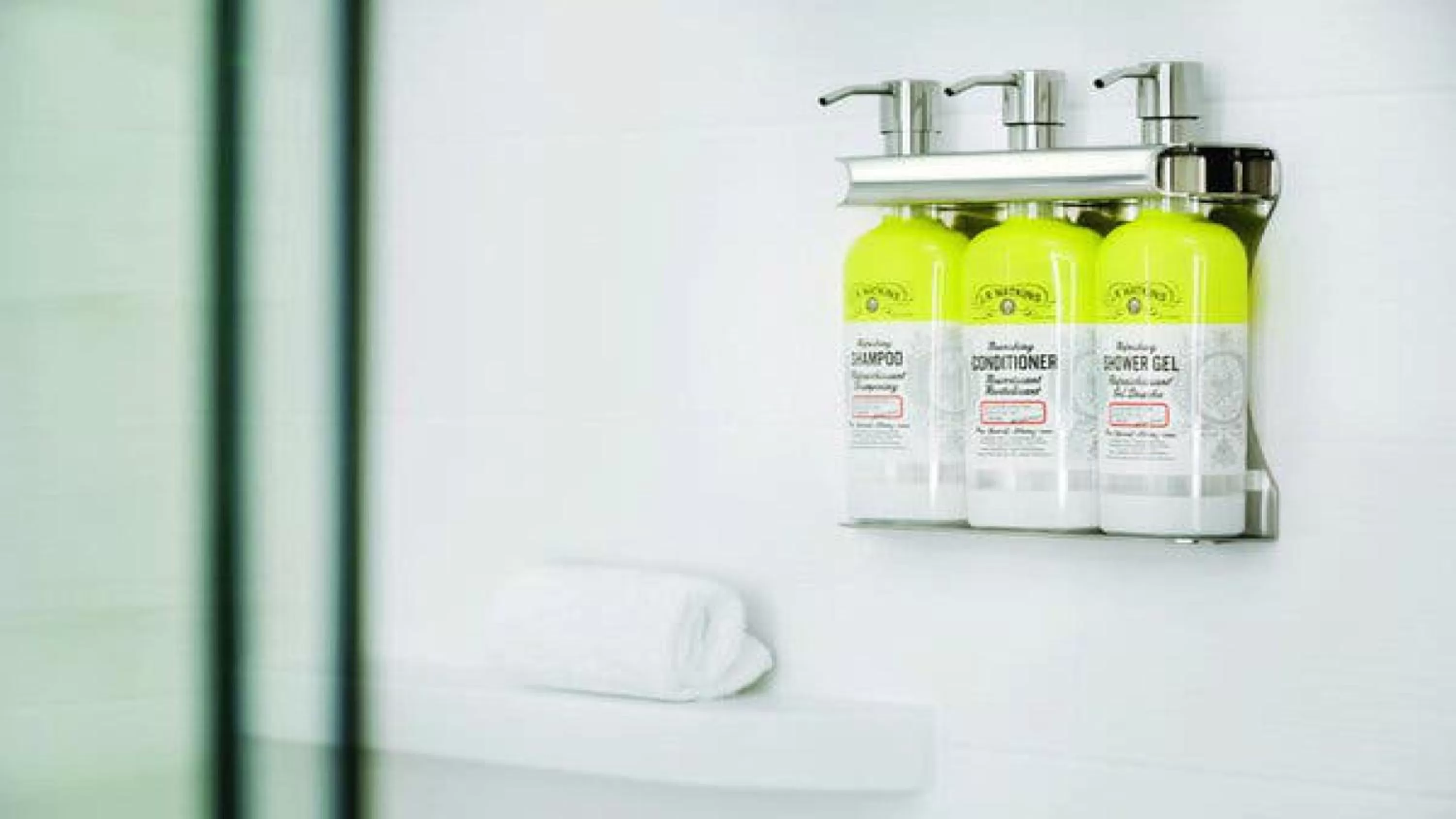 Bedroom in Holiday Inn Express Hotel & Suites Mount Pleasant by IHG