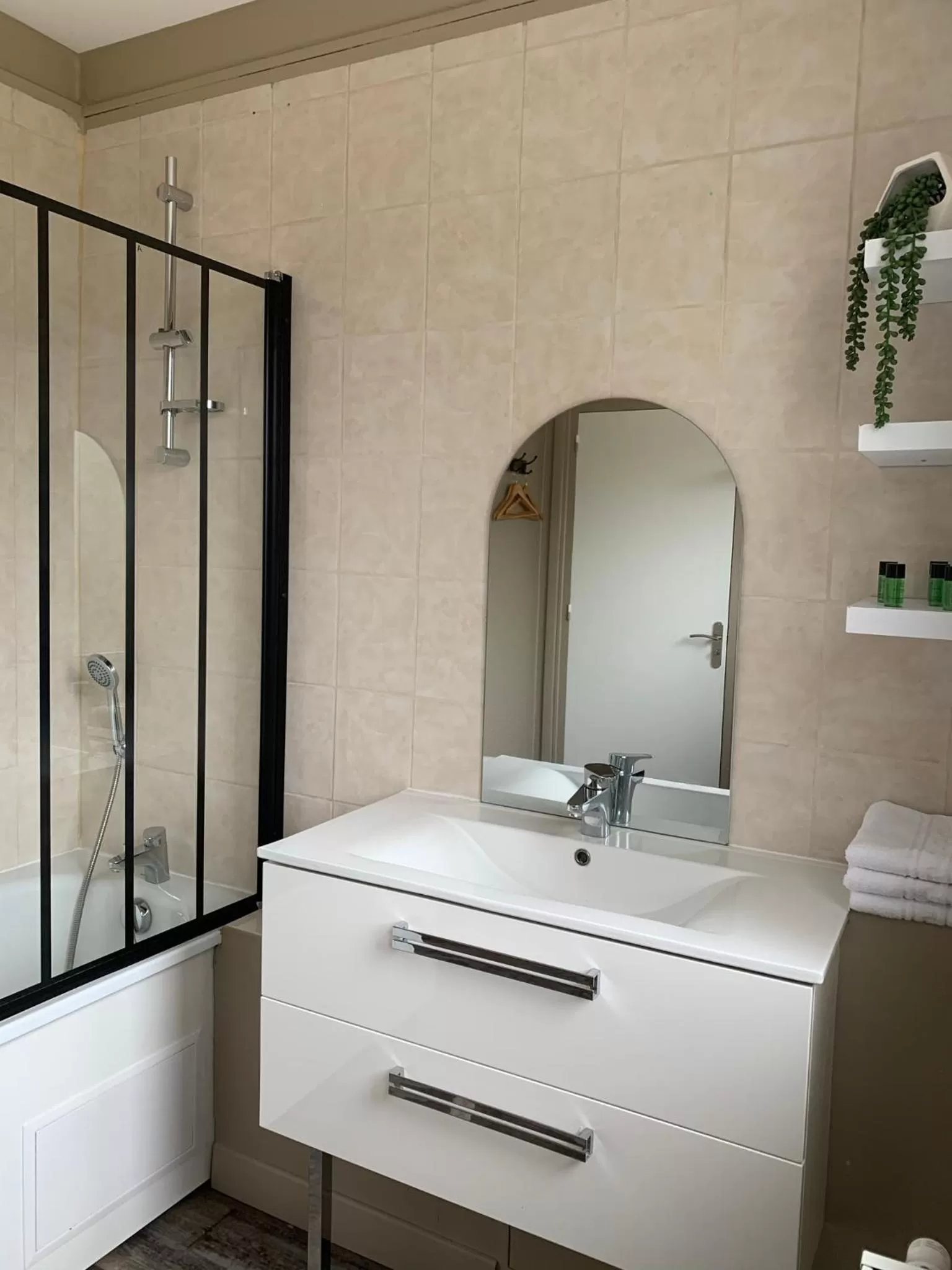 Bathroom in Le Village de la Champagne - Slowmoov