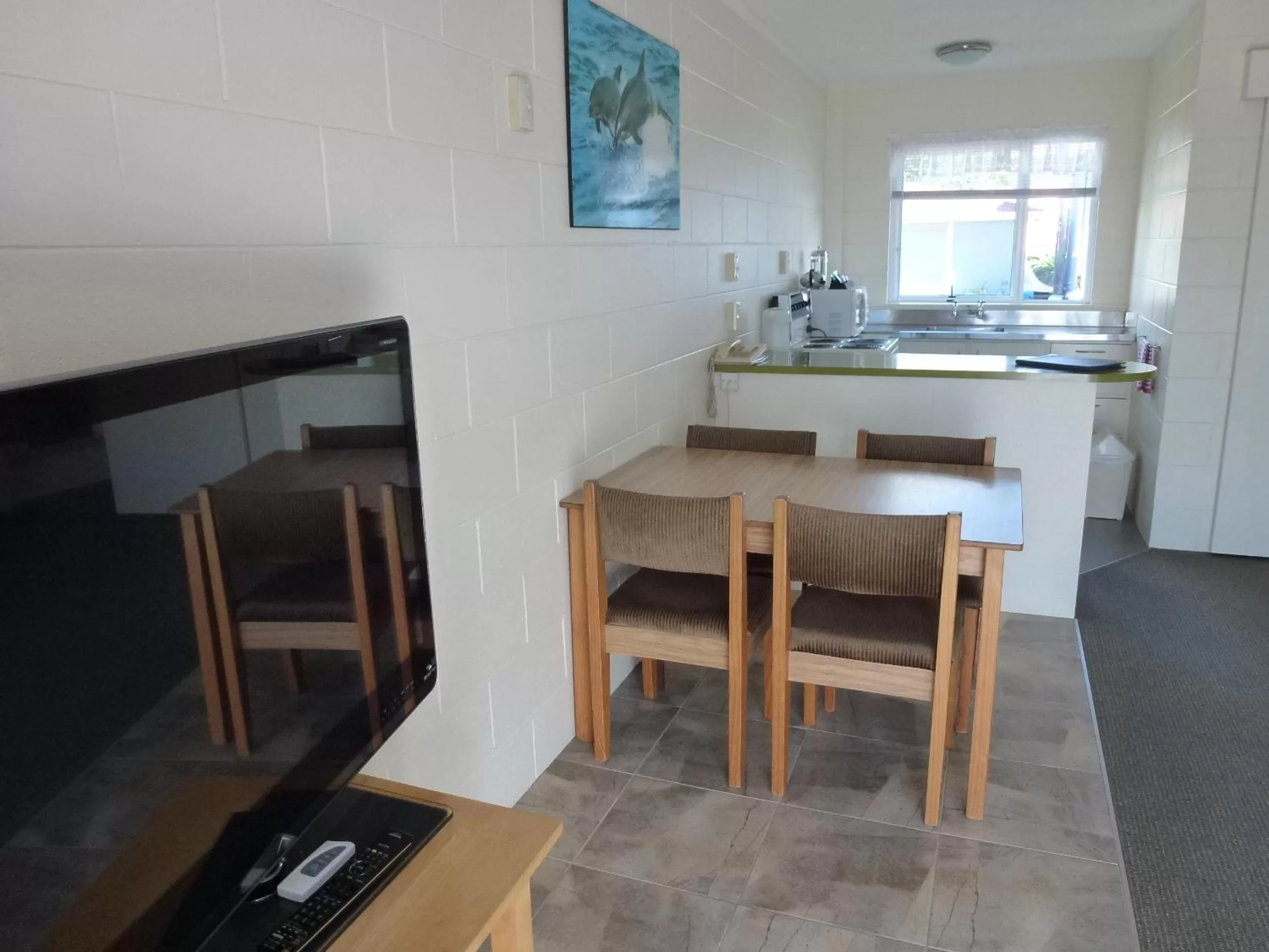 Photo of the whole room in Mana-Nui Motel