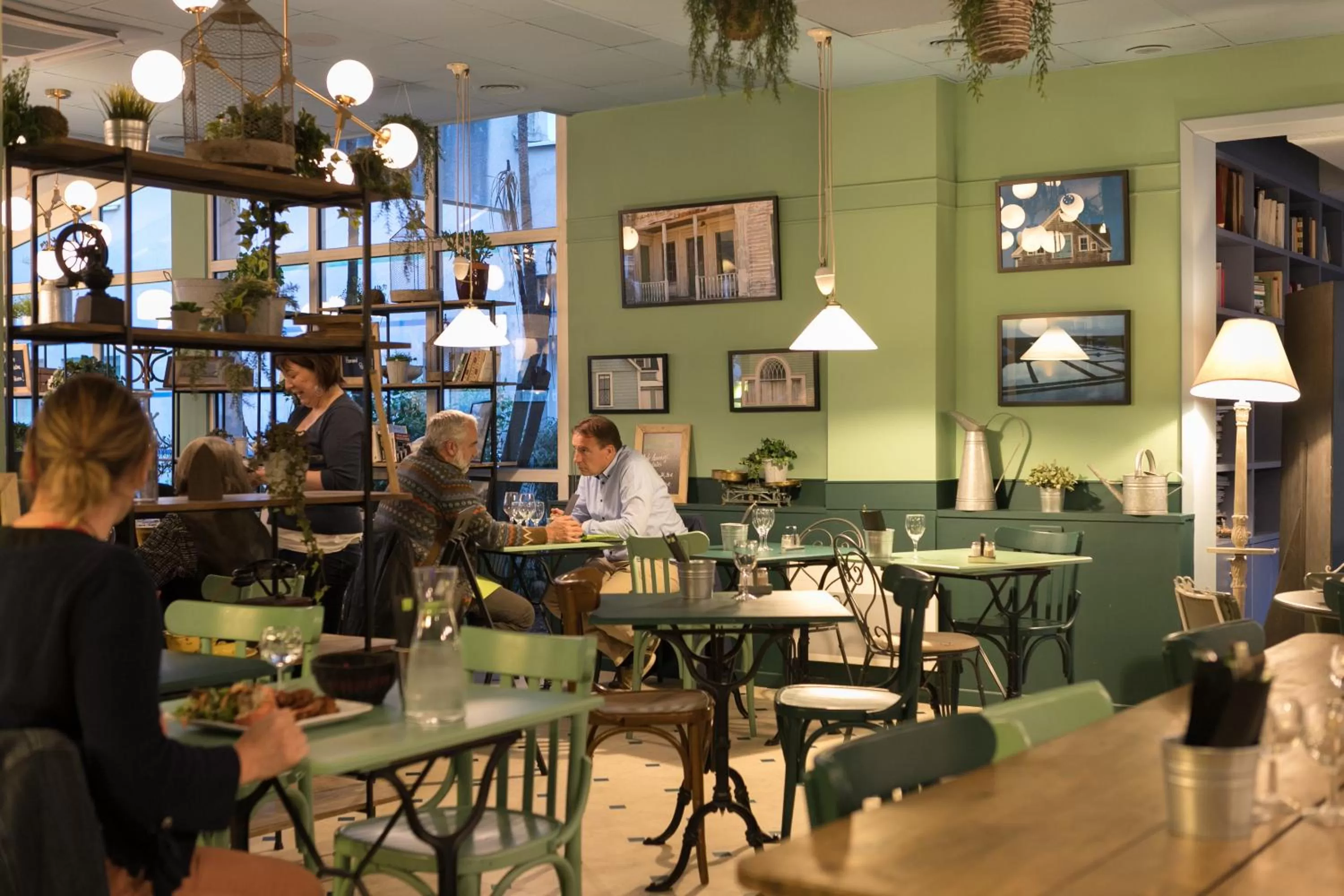 Restaurant/places to eat in ibis Nantes Saint Herblain