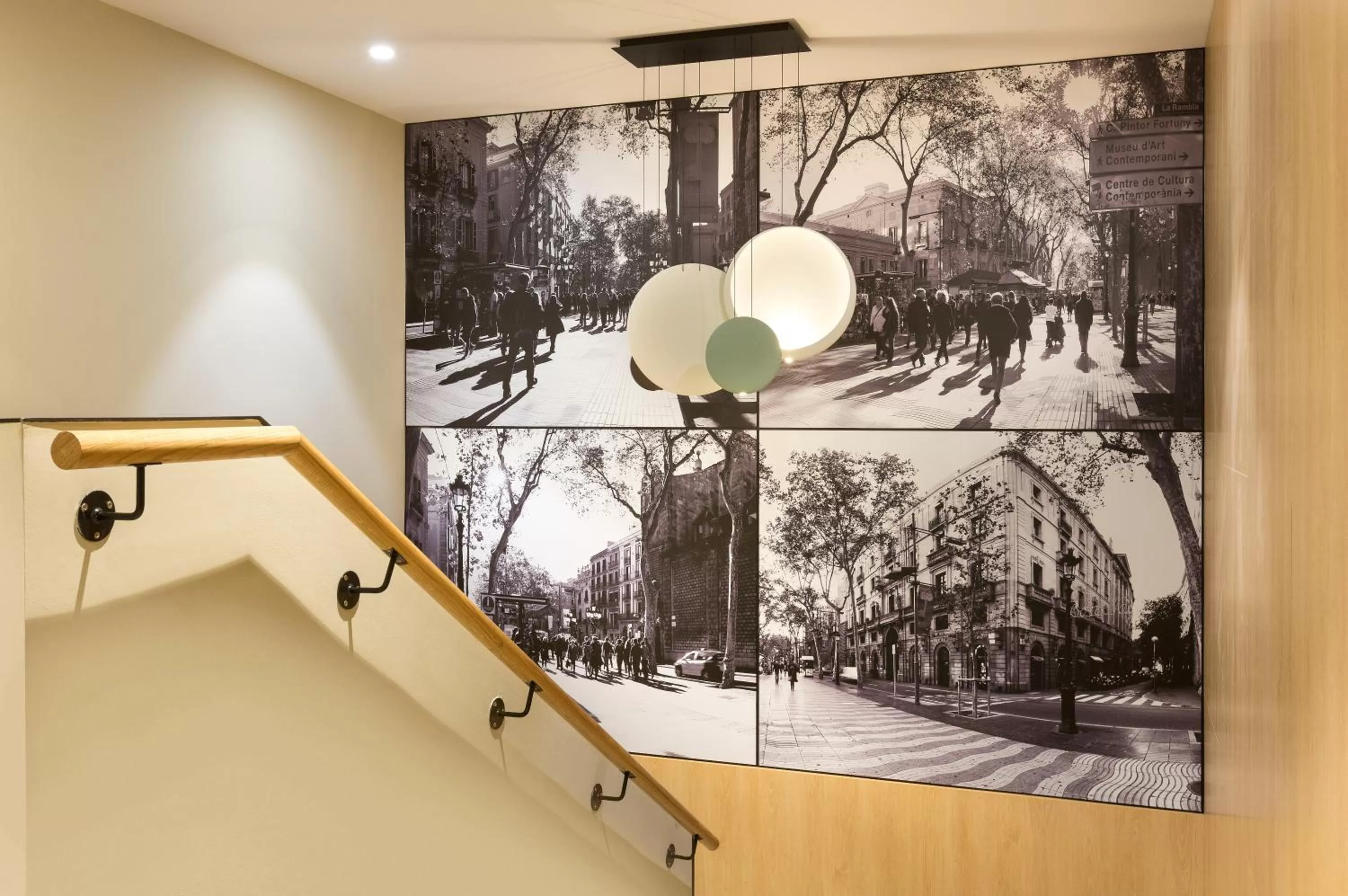 Area and facilities in Citadines Ramblas Barcelona