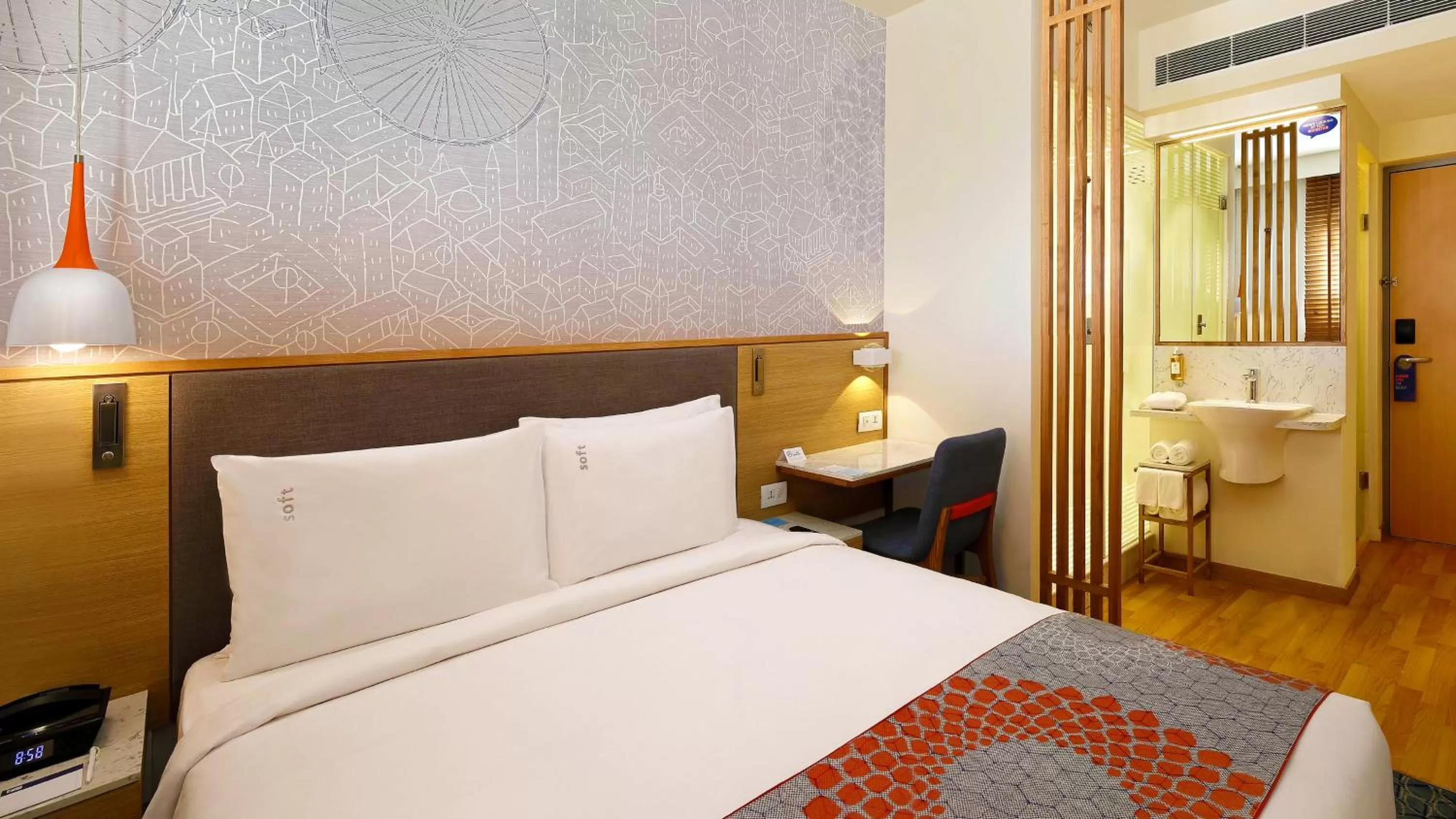 Bed in Holiday Inn Express Hyderabad HITEC City by IHG