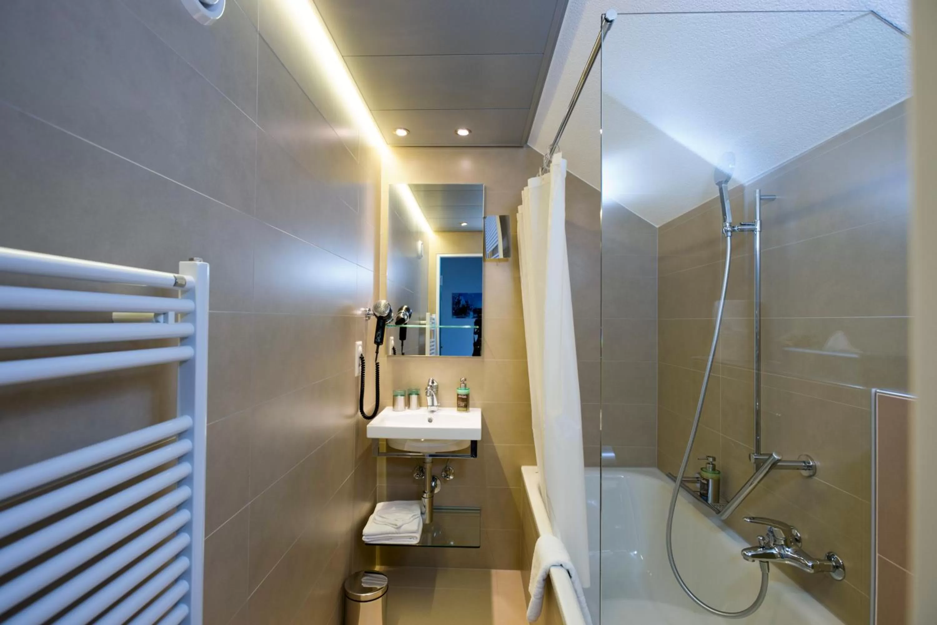 Bathroom in Hotel Alexander Zurich Old Town