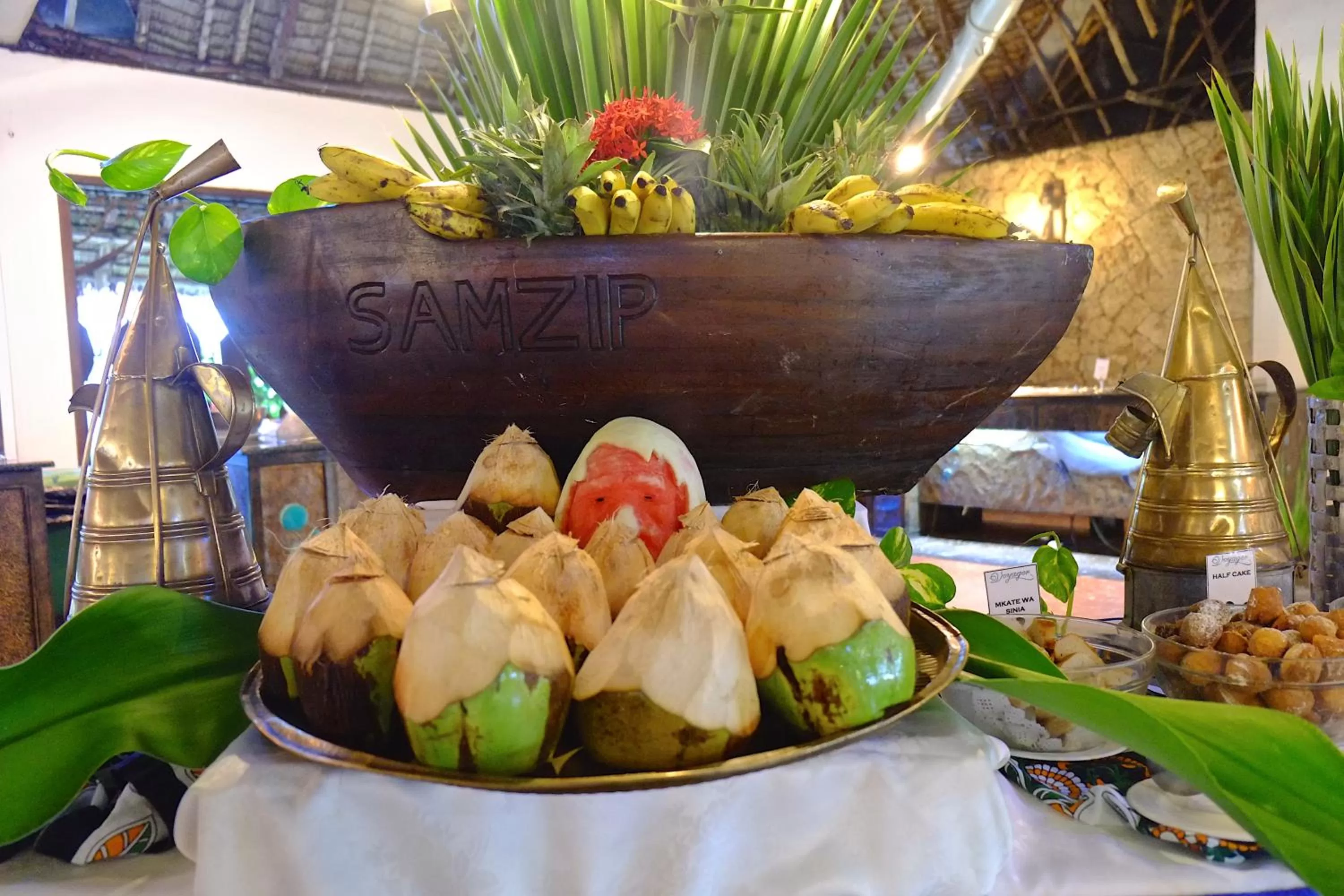 Food in Voyager Beach Resort