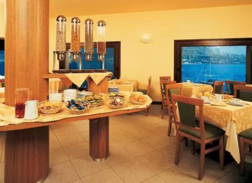 Restaurant/places to eat in Hotel Bellavista