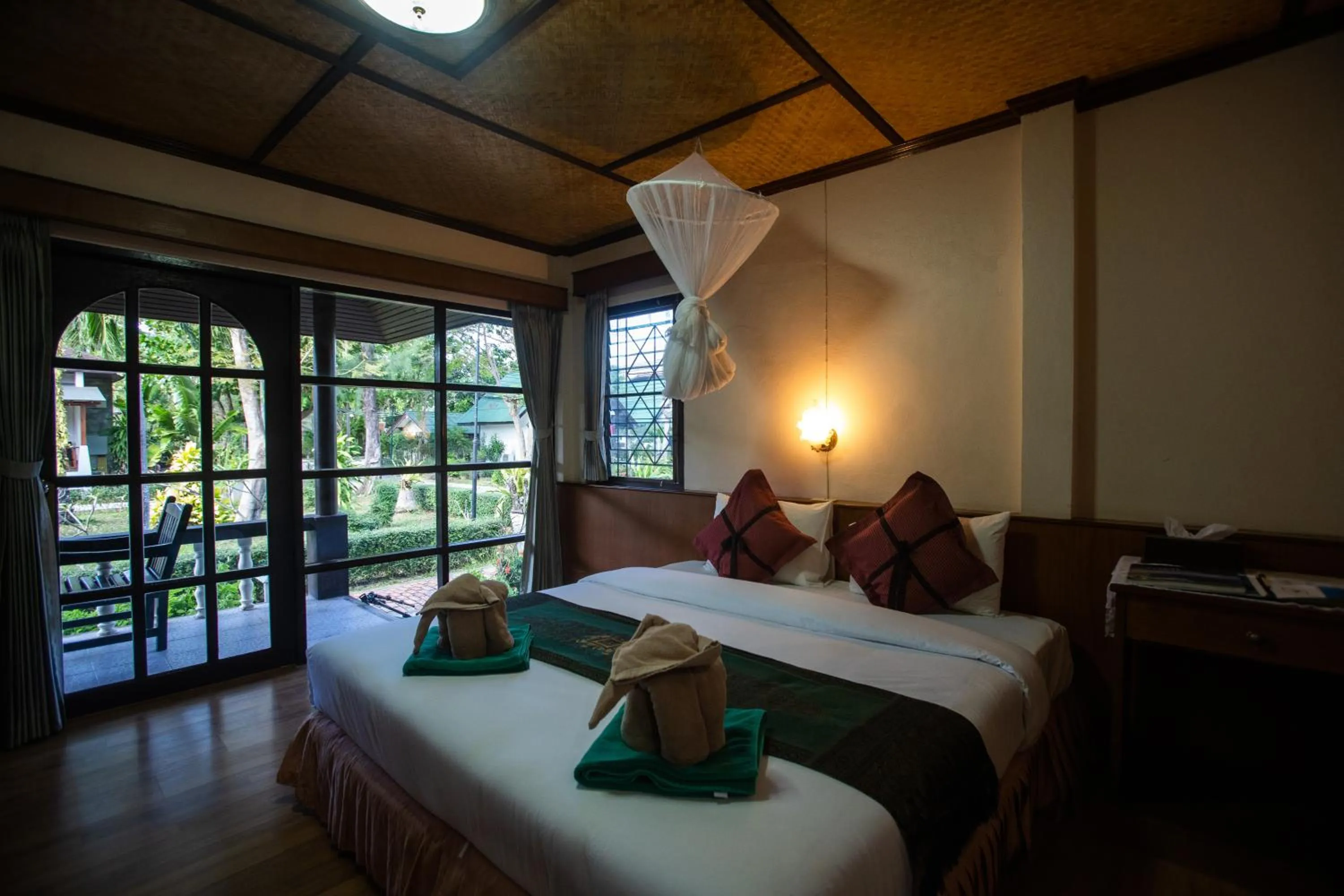 Bed in Southern Lanta Resort