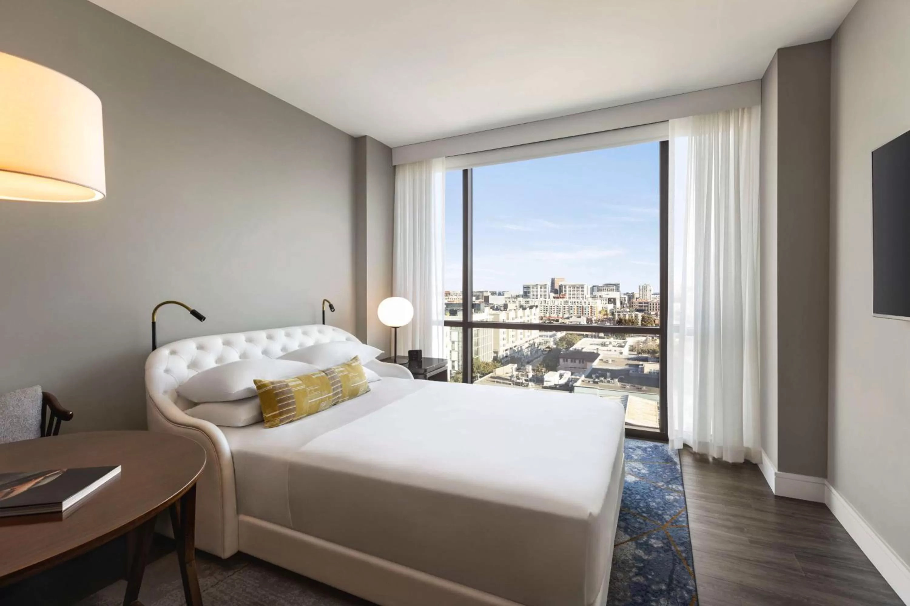 Bed in Canopy by Hilton San Francisco SoMa