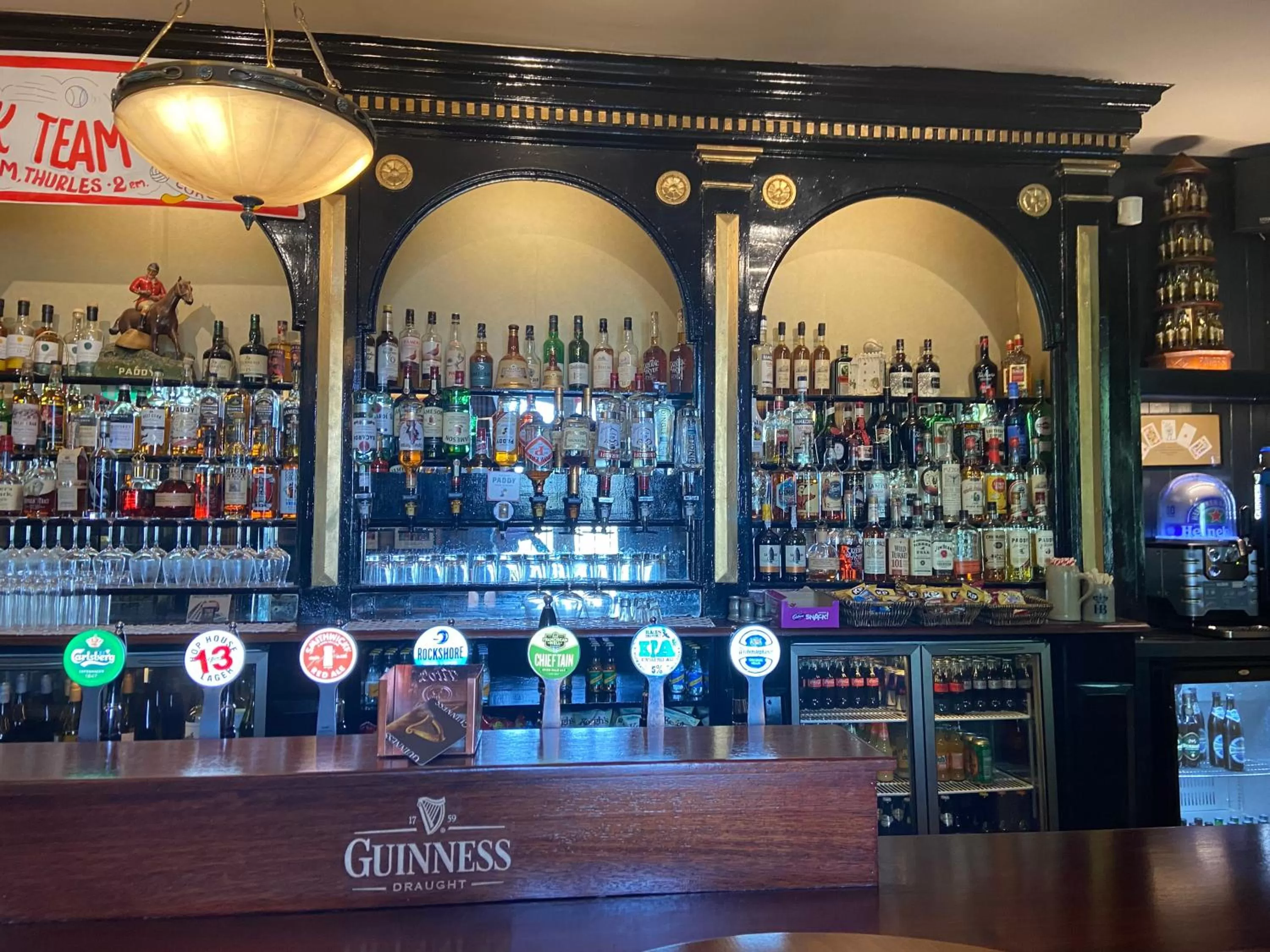 Lounge or bar in Blarney Castle Hotel