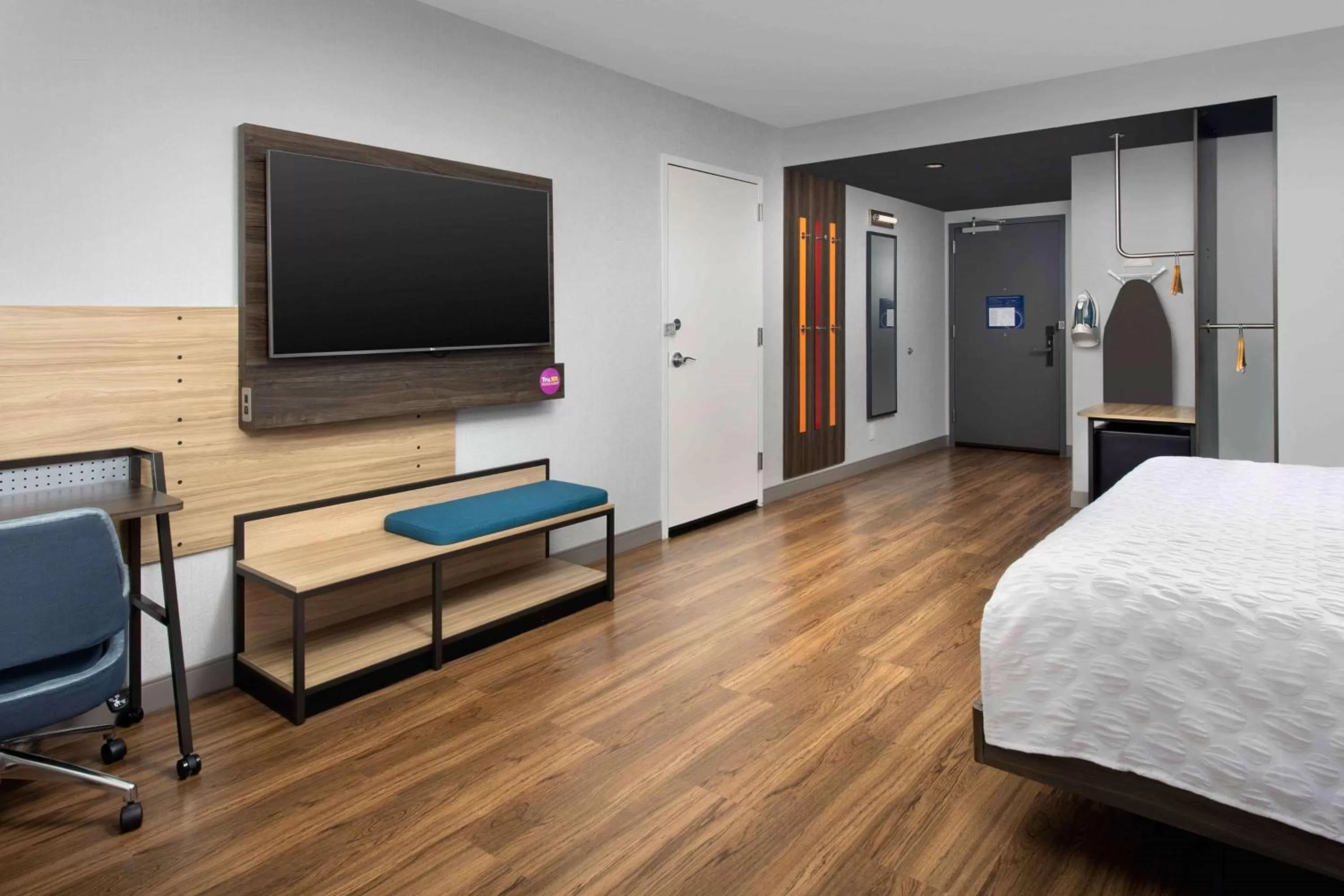 Bed in Tru By Hilton Nashville Downtown Convention Center