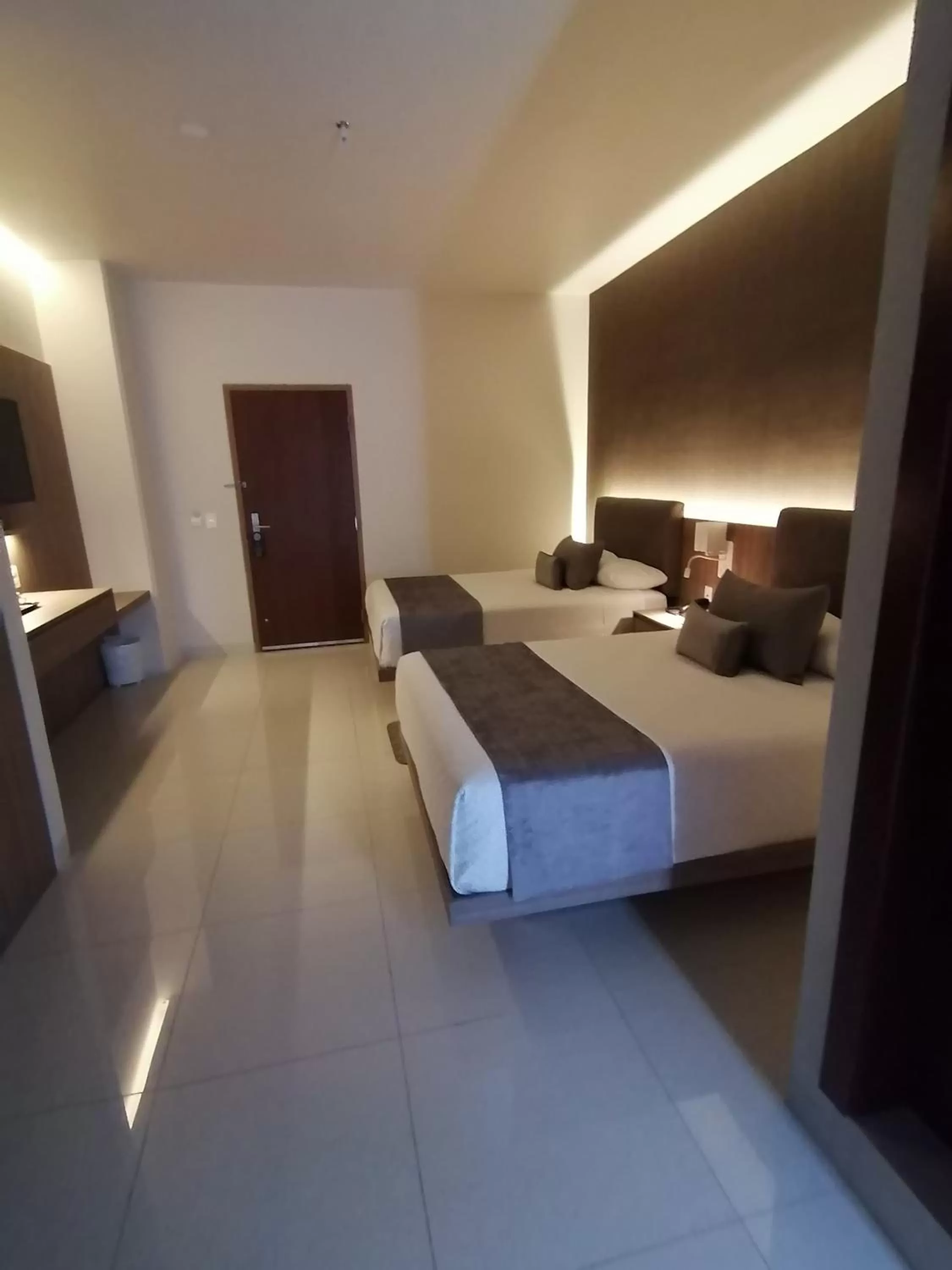 Photo of the whole room, Bed in Sara N Hotel & Spa