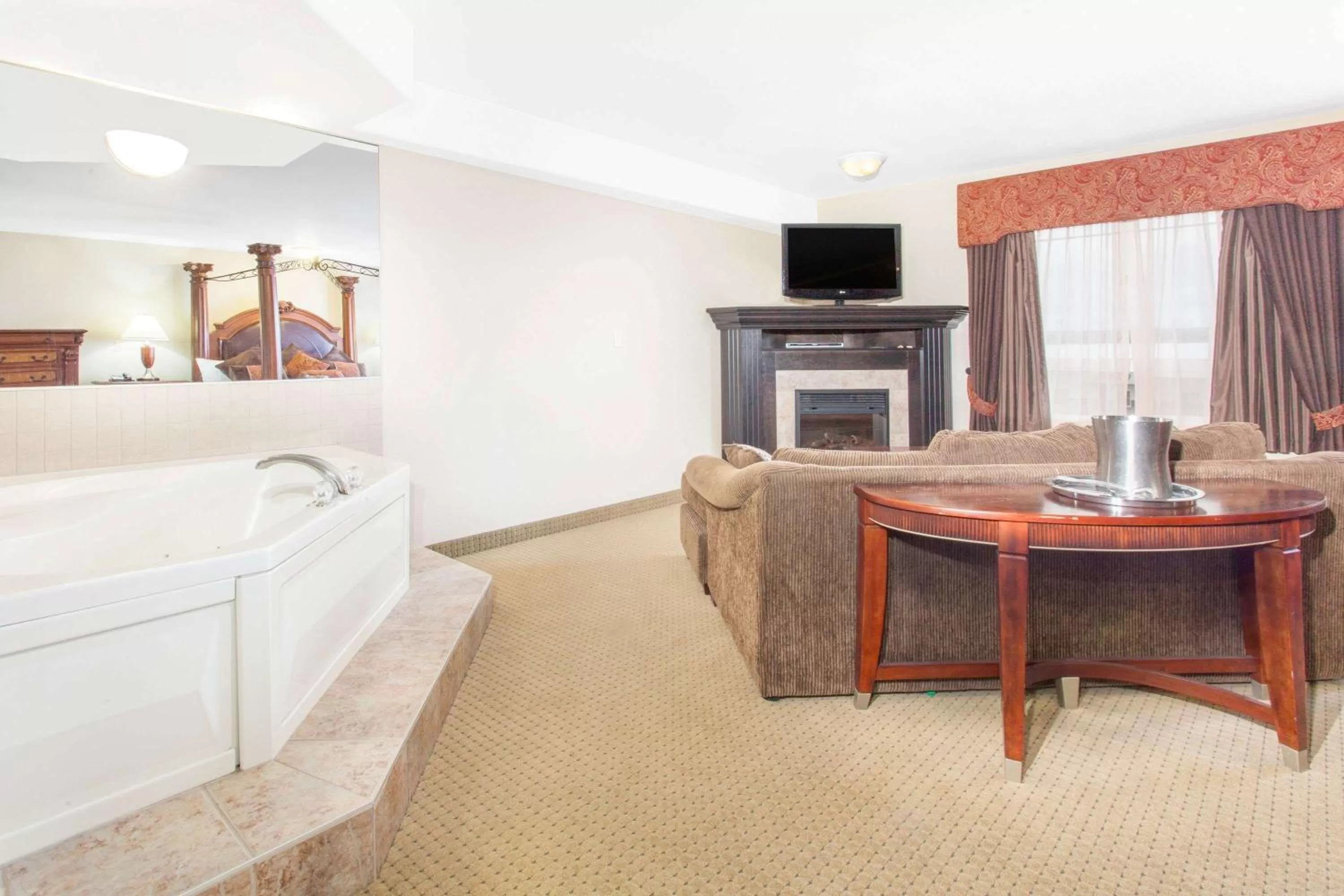 Photo of the whole room in Ramada by Wyndham Pincher Creek