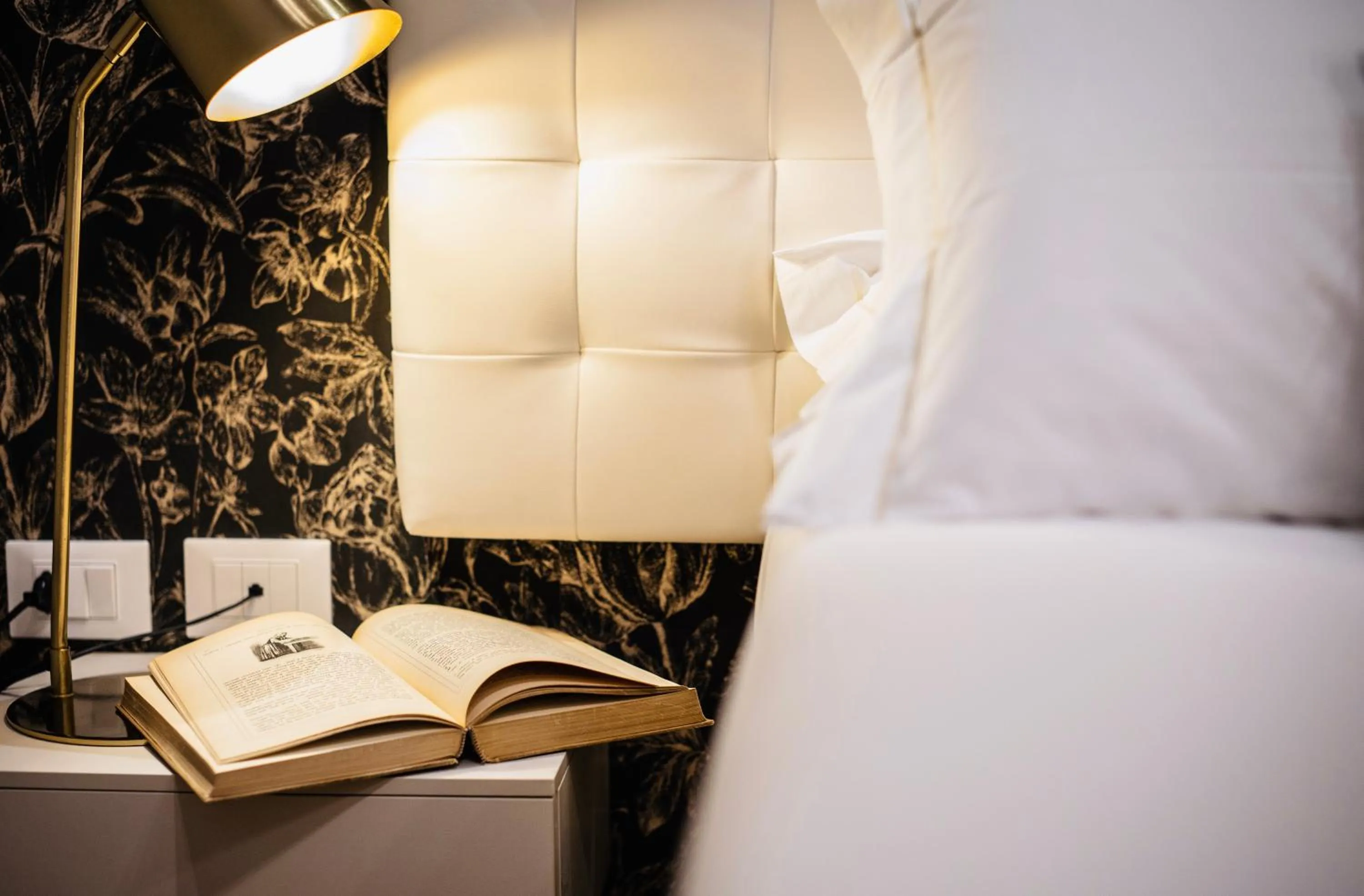 Decorative detail, Bed in INTO the heart of MILAN Aparthotel