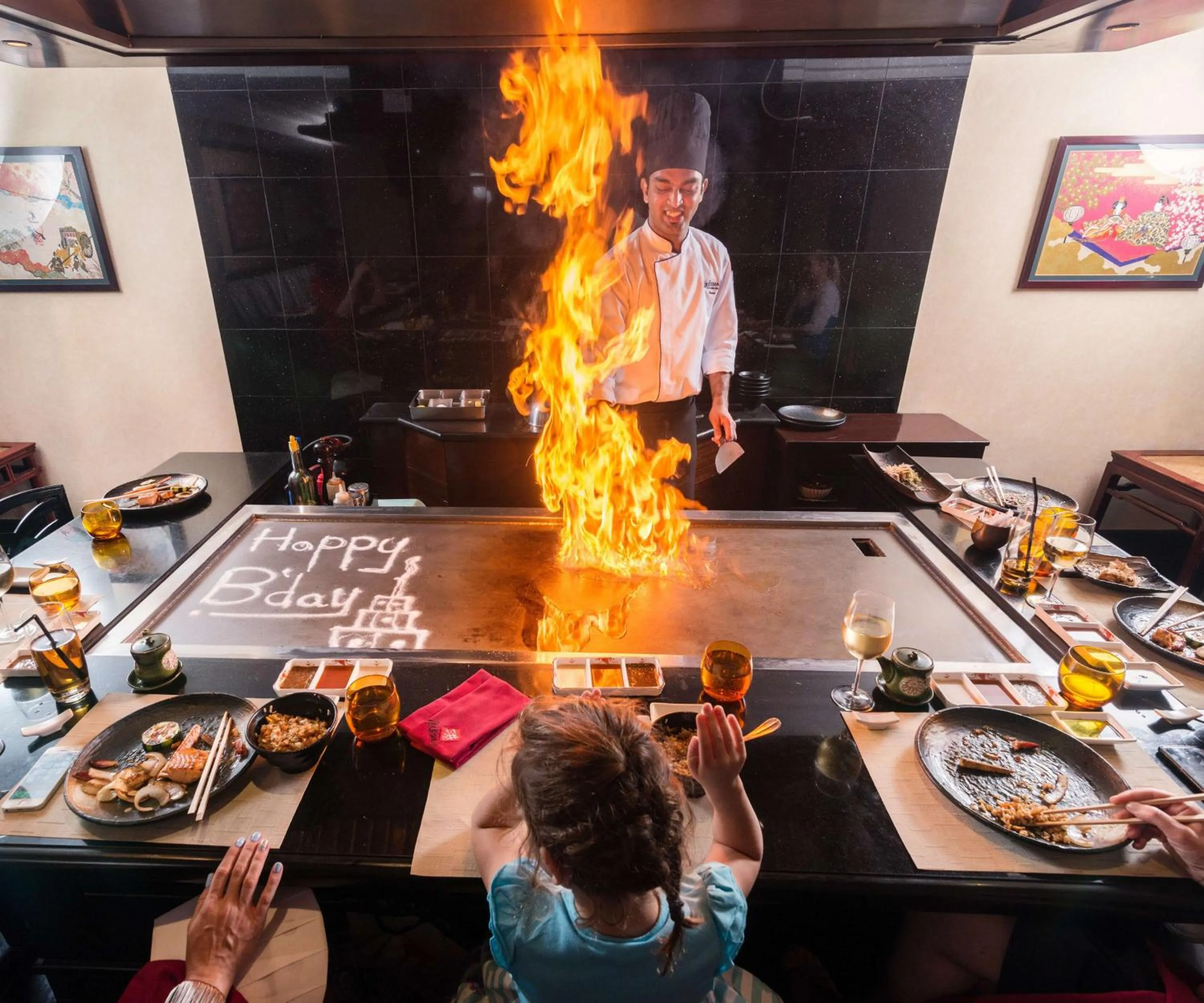 Restaurant/places to eat in Radisson Blu Hotel, Dubai Deira Creek