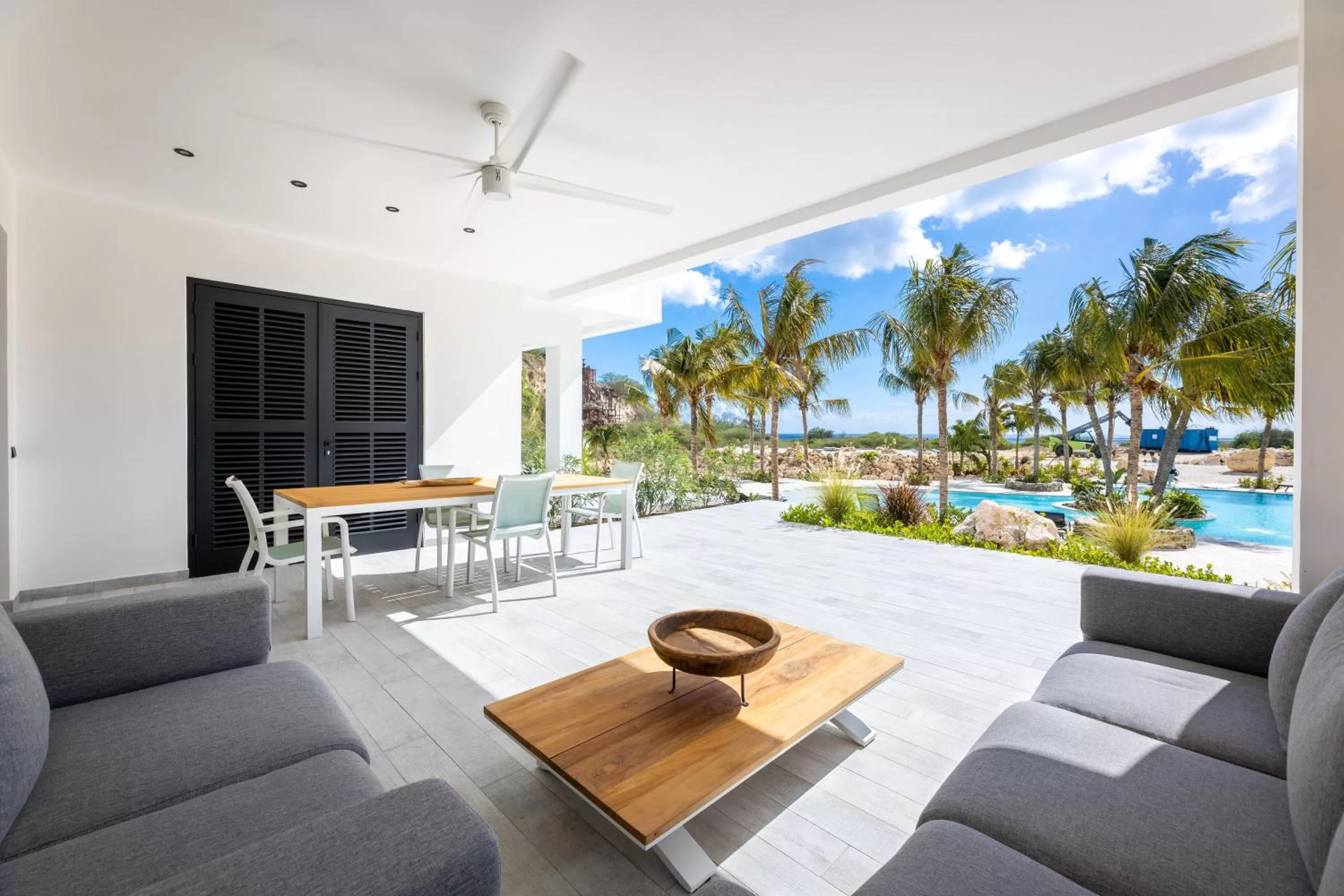 Patio in The Reef - Blue Bay Golf & Beach Resort