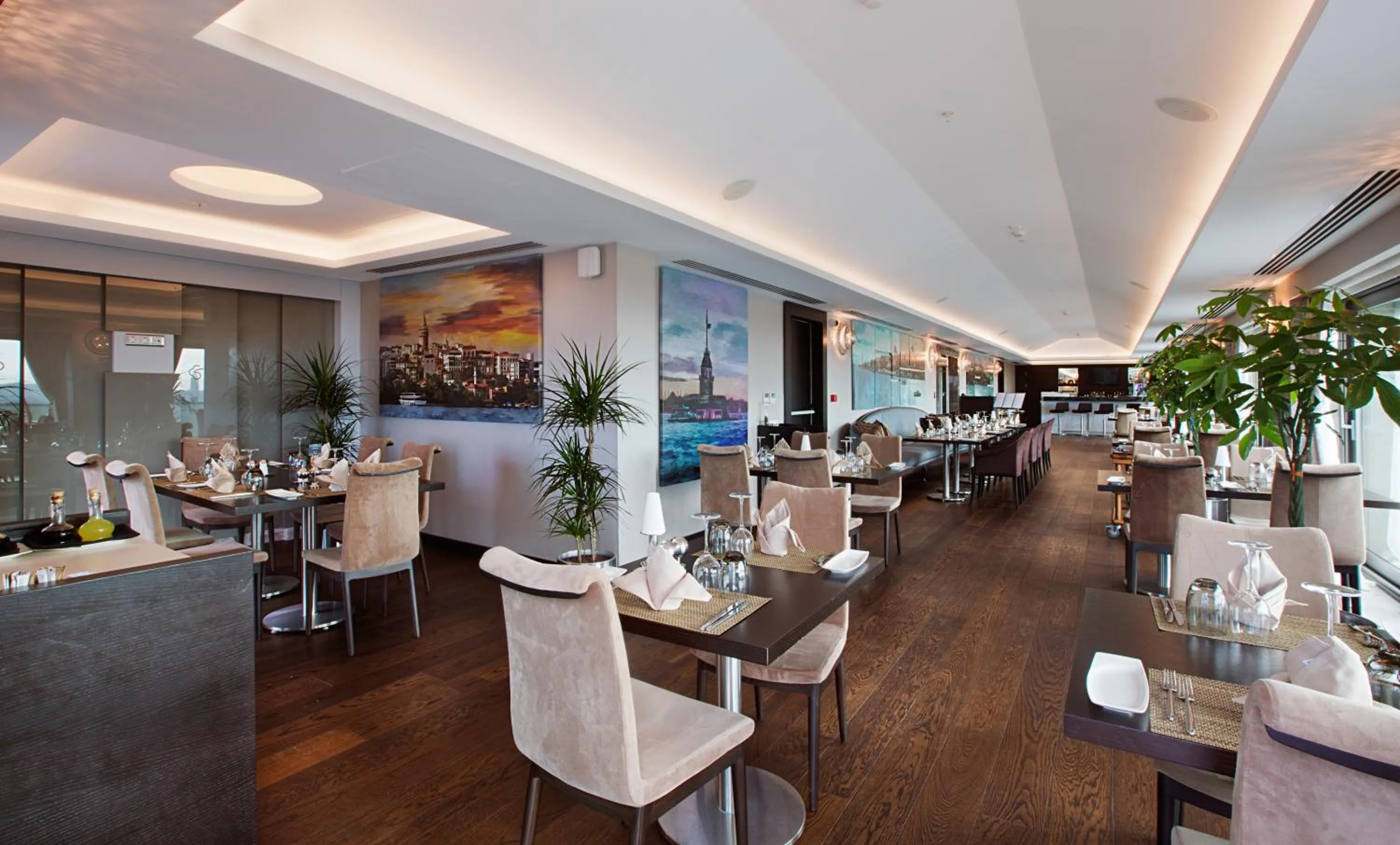 Restaurant/places to eat in Dedeman Bostanci Istanbul Hotel & Convention Center