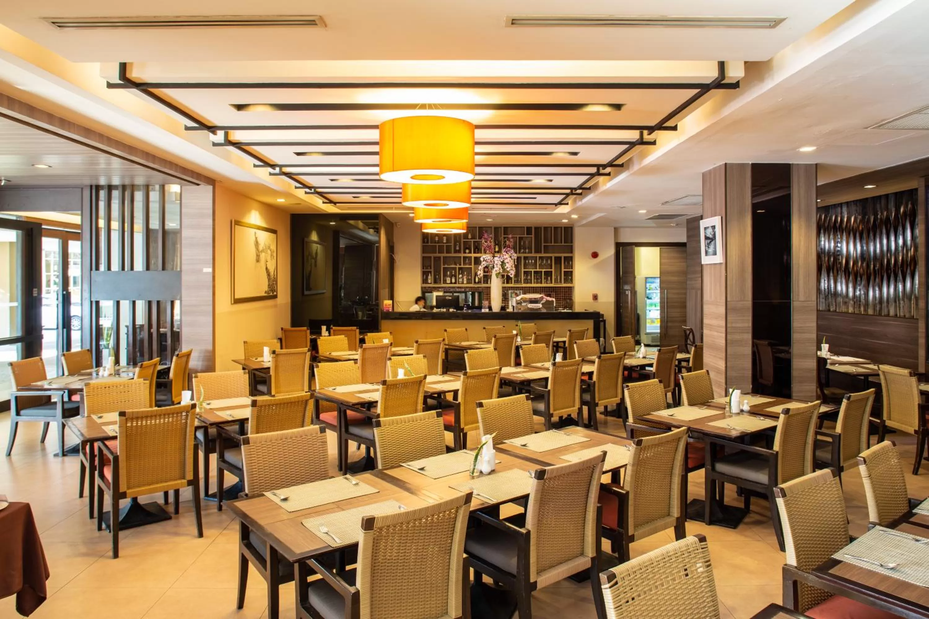 Restaurant/places to eat in Mida Hotel Don Mueang Airport