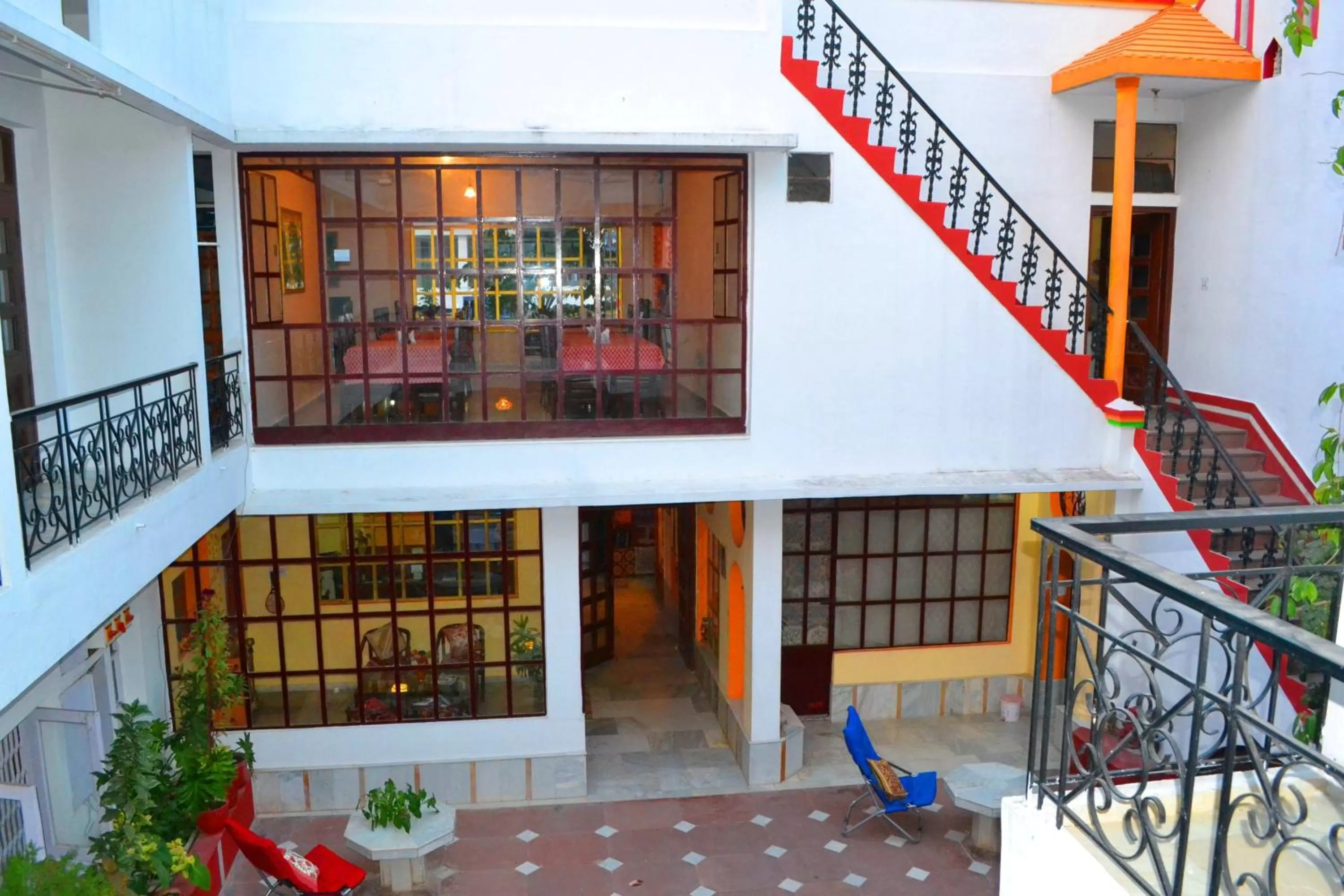 Facade/entrance in Hotel Harmony