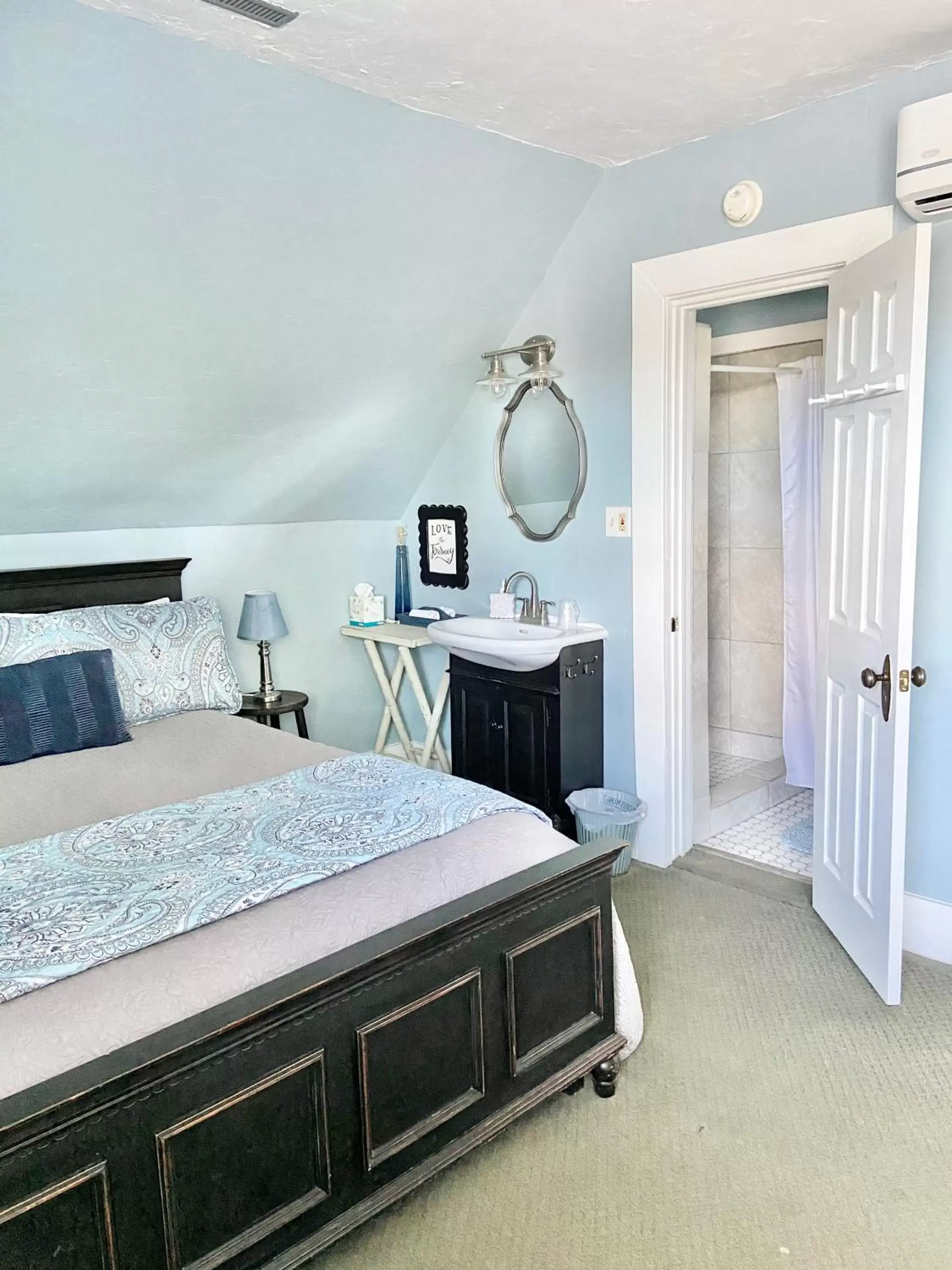 Queen Room - Second Level in The Panguitch House Queen Room - Second Level in The Panguitch House