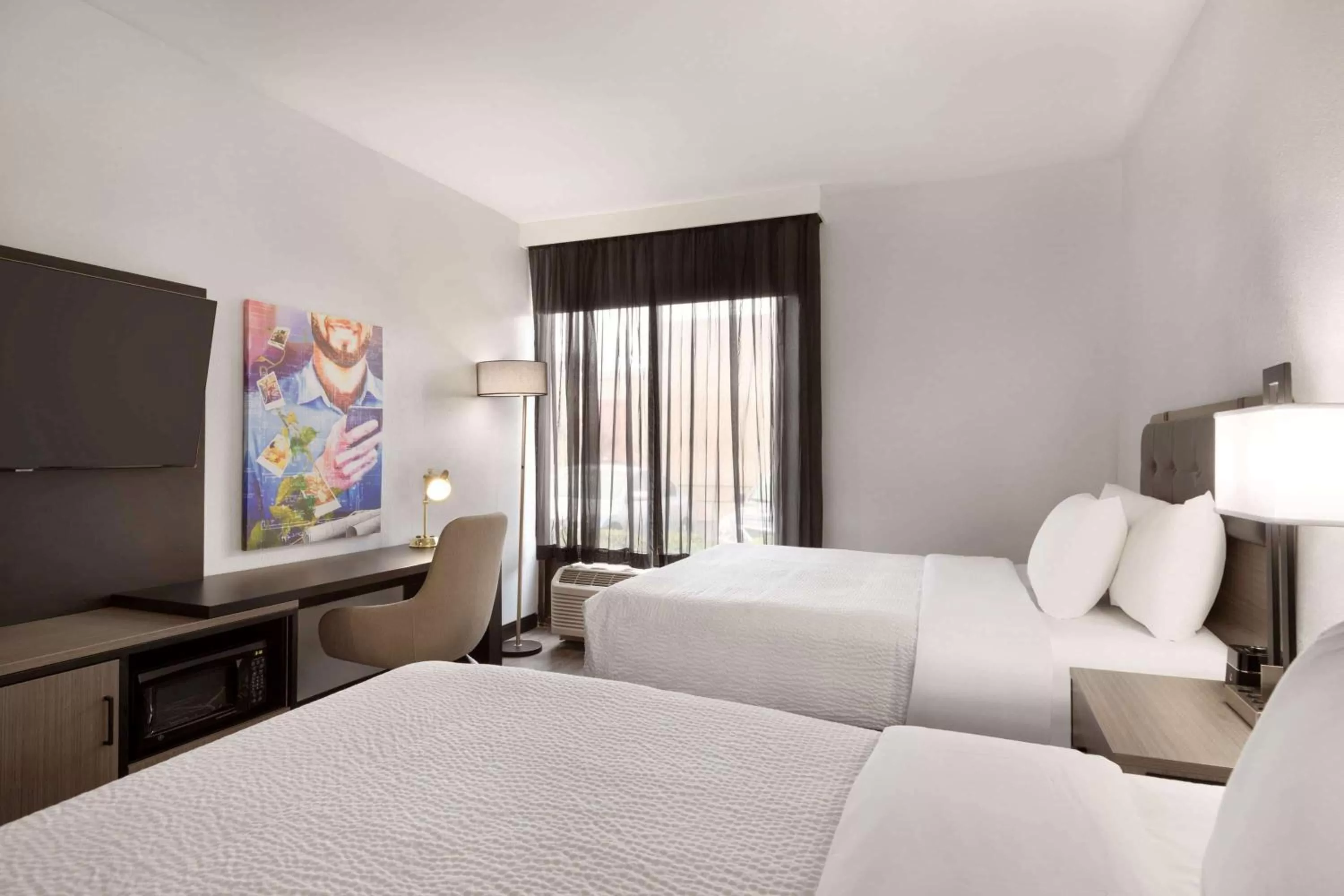 Photo of the whole room, Bed in La Quinta inn & suites by Wyndham Dothan