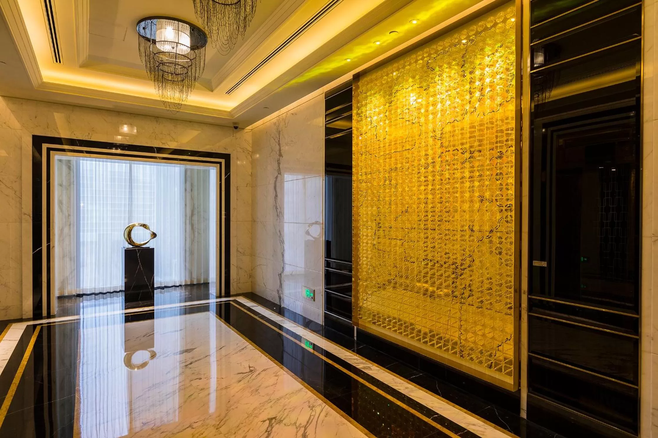 Lobby or reception in Bellagio by MGM Shanghai - on the bund