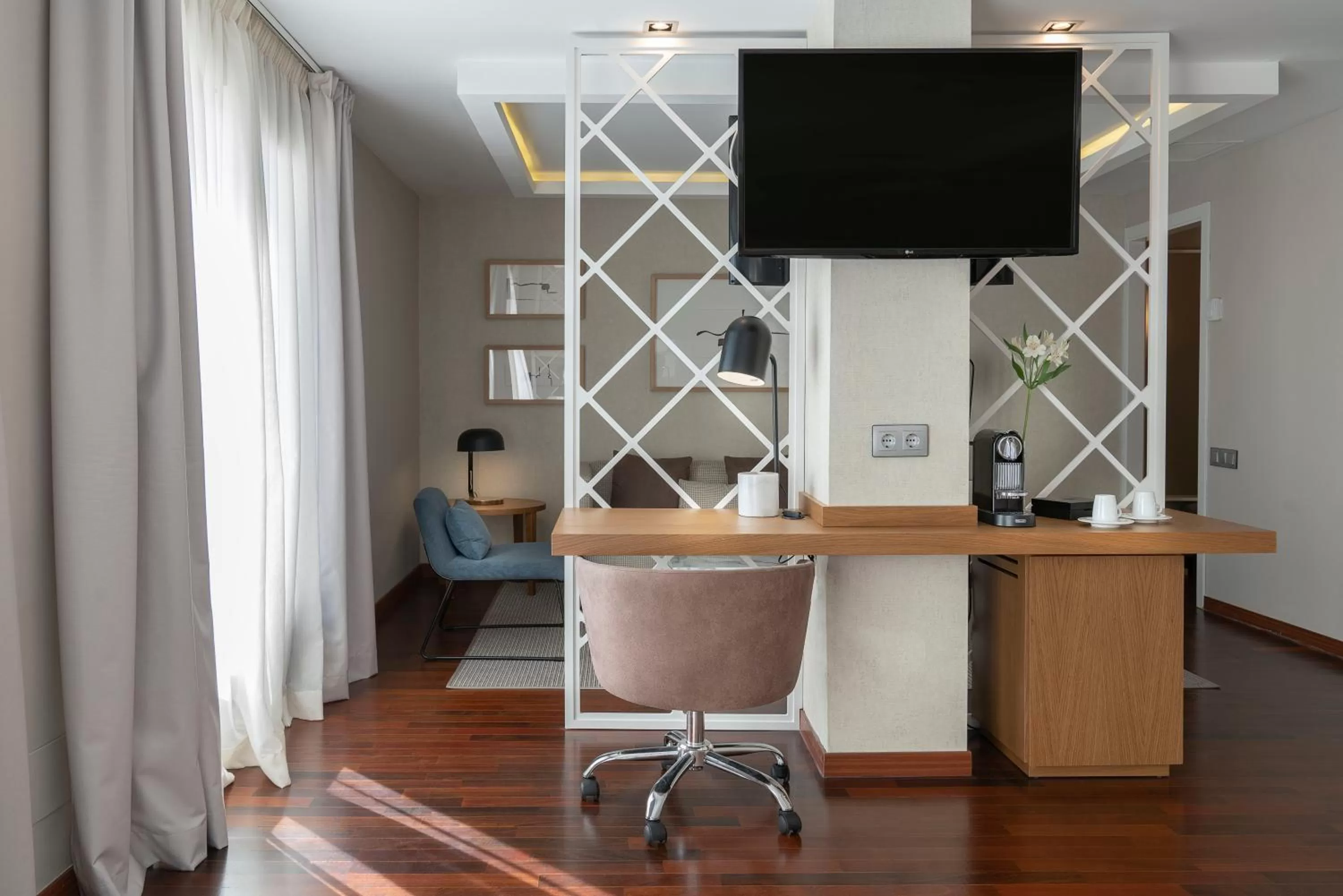 TV and multimedia in Vincci Soma