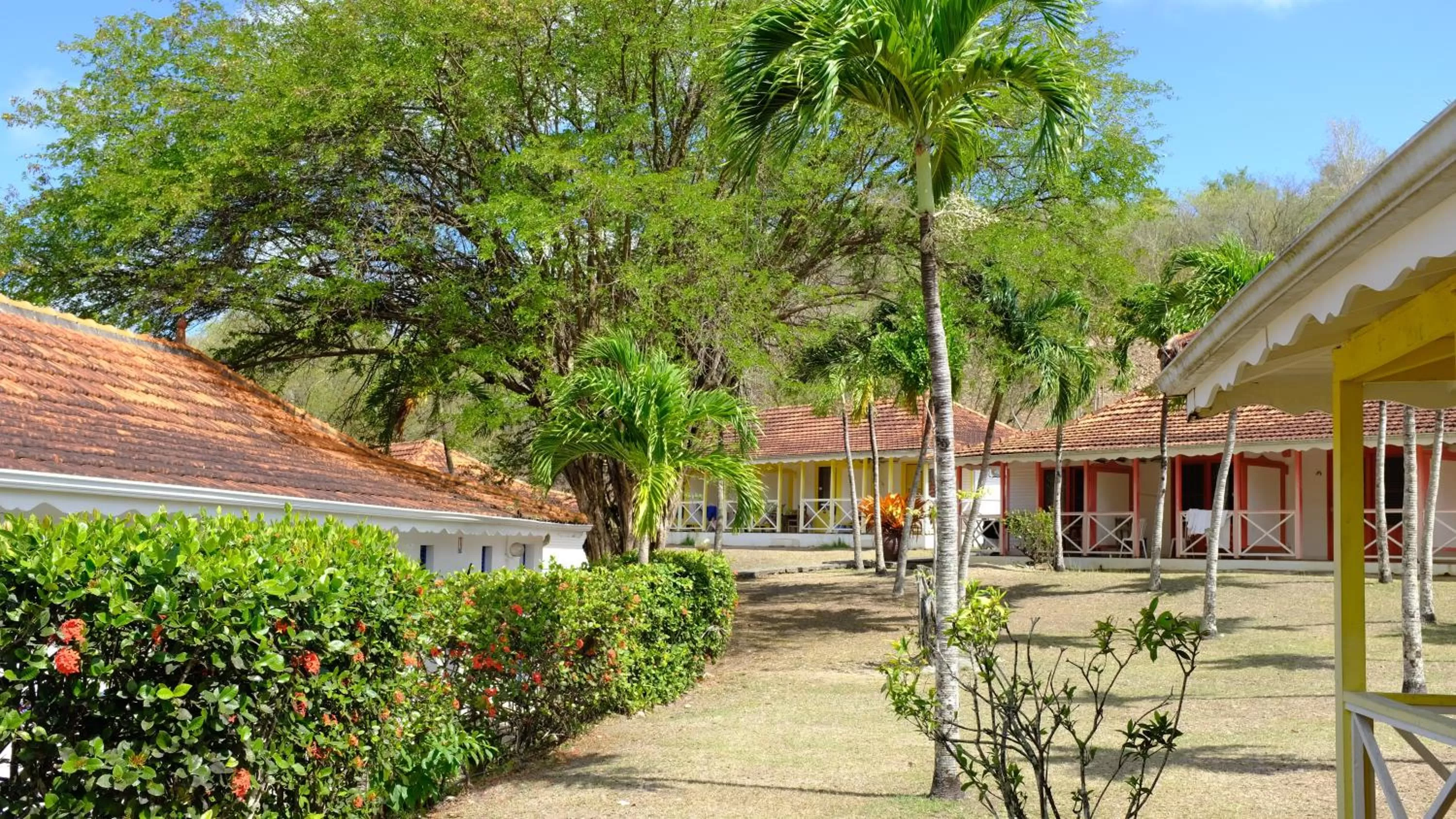 Garden in Imperatrice Village - Résidence sur la plage