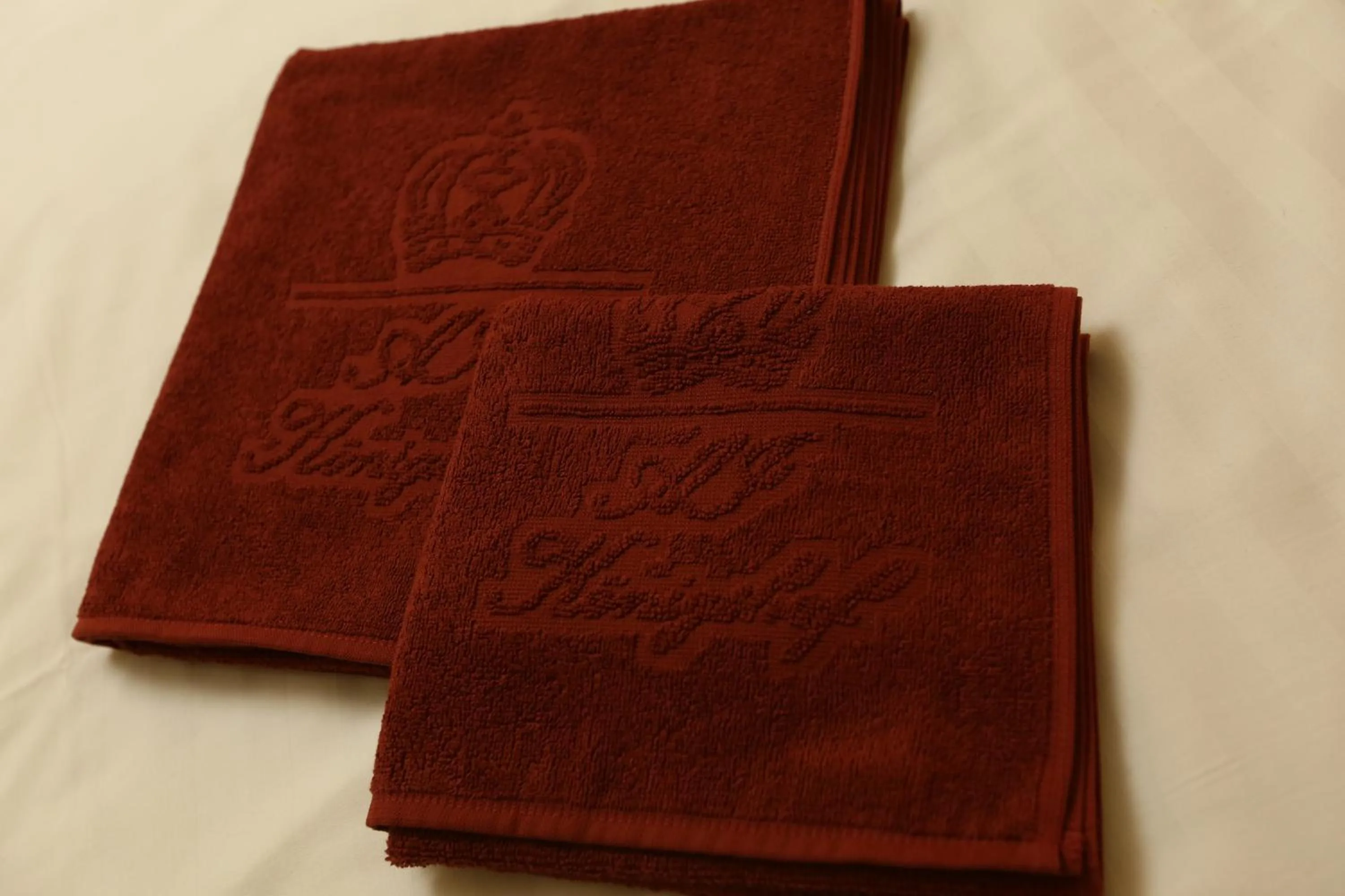 Property logo or sign in Hotel AI Königshof