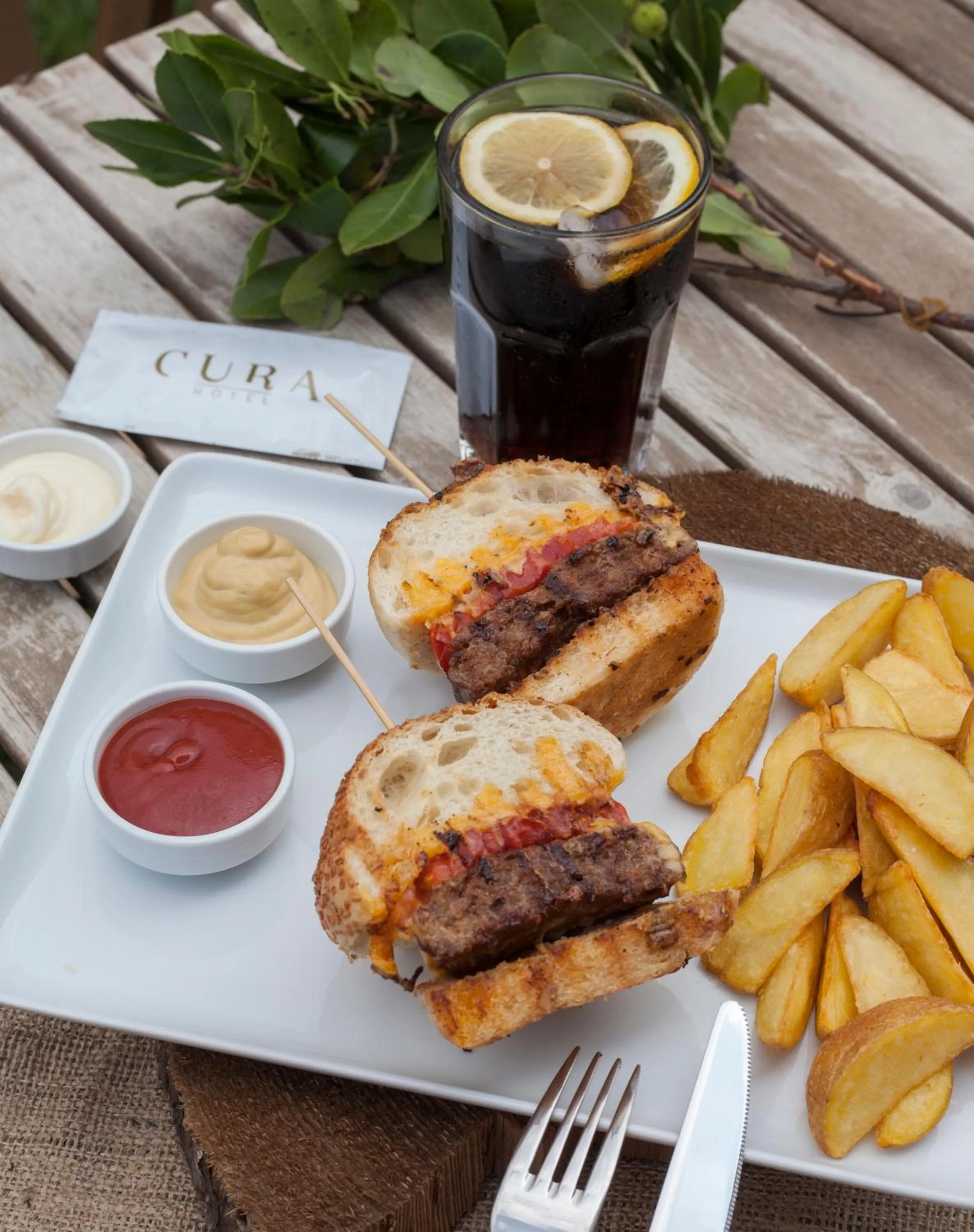 Food and drinks in Hotel Cura