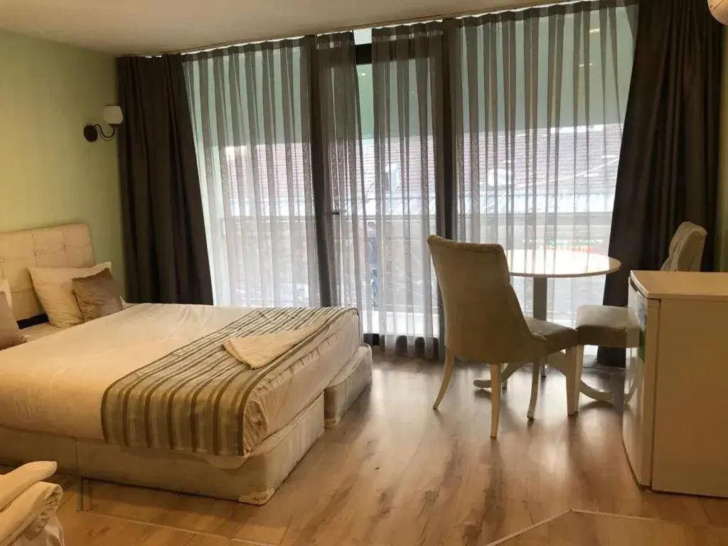 Deluxe Triple Room in Historial Hotel Deluxe Triple Room in Historial Hotel