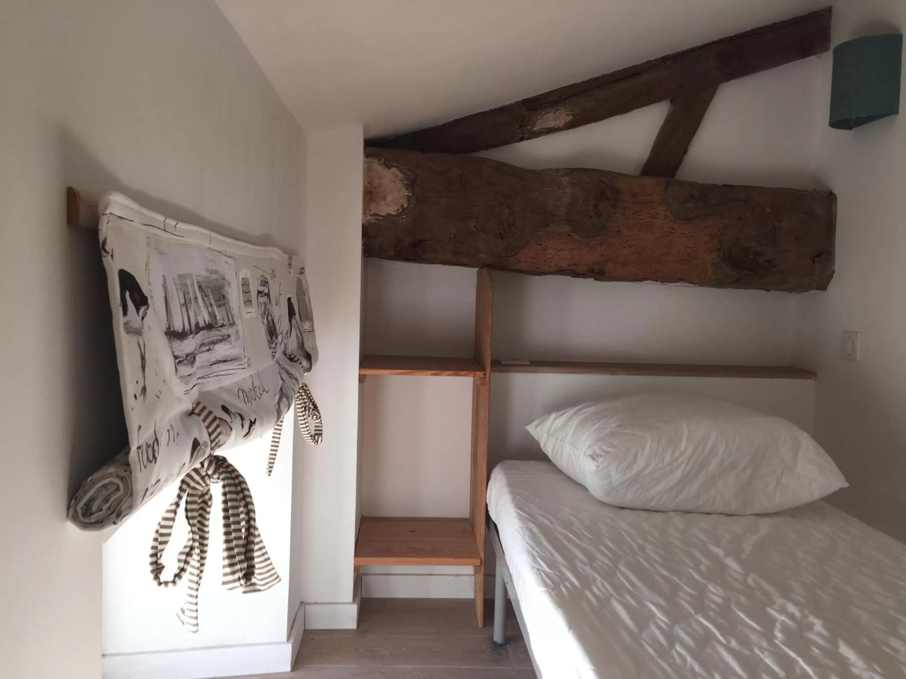 Bed, Bunk Bed in Le Mole (Appartements et Chambres)