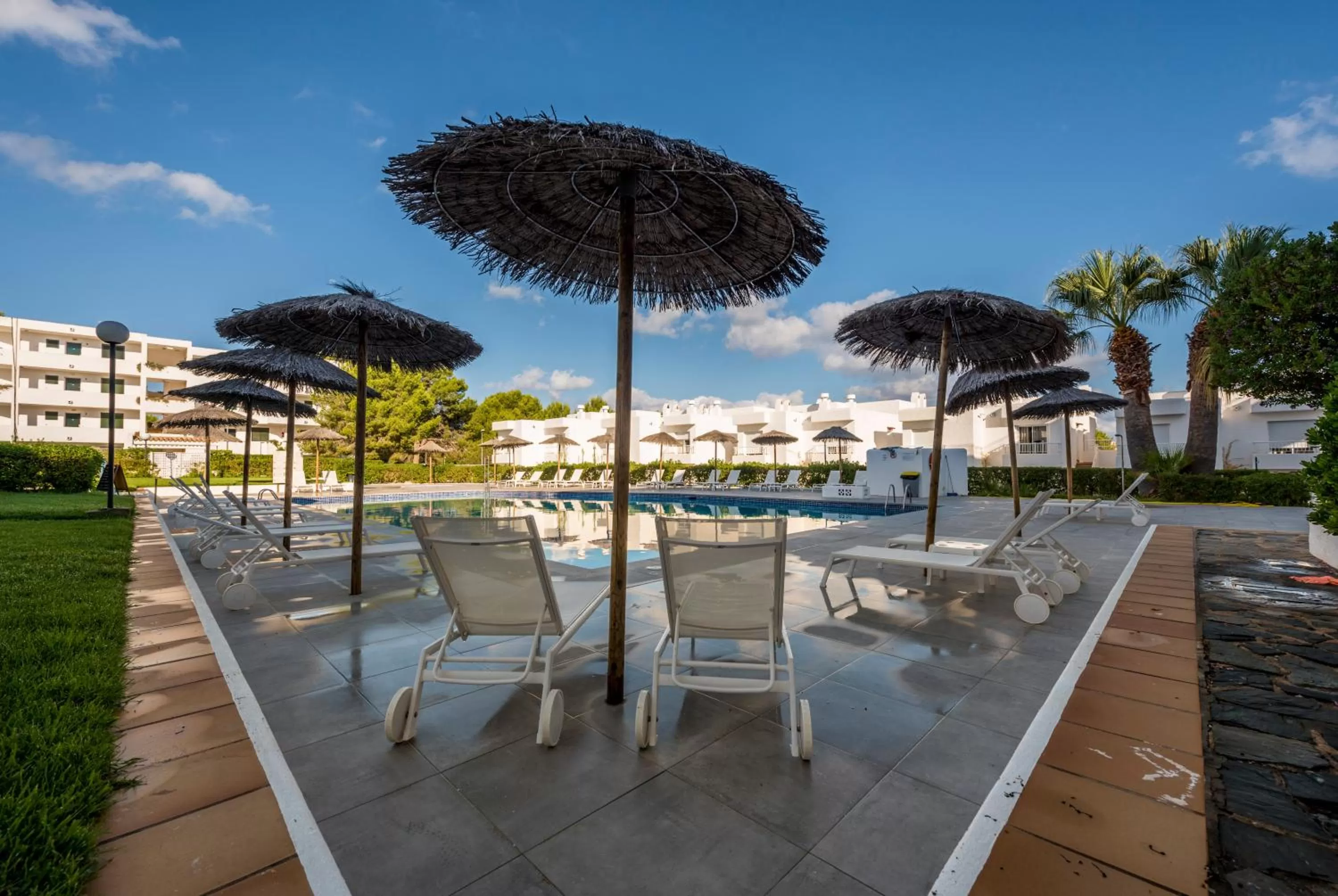 Swimming pool in Camelina Suites