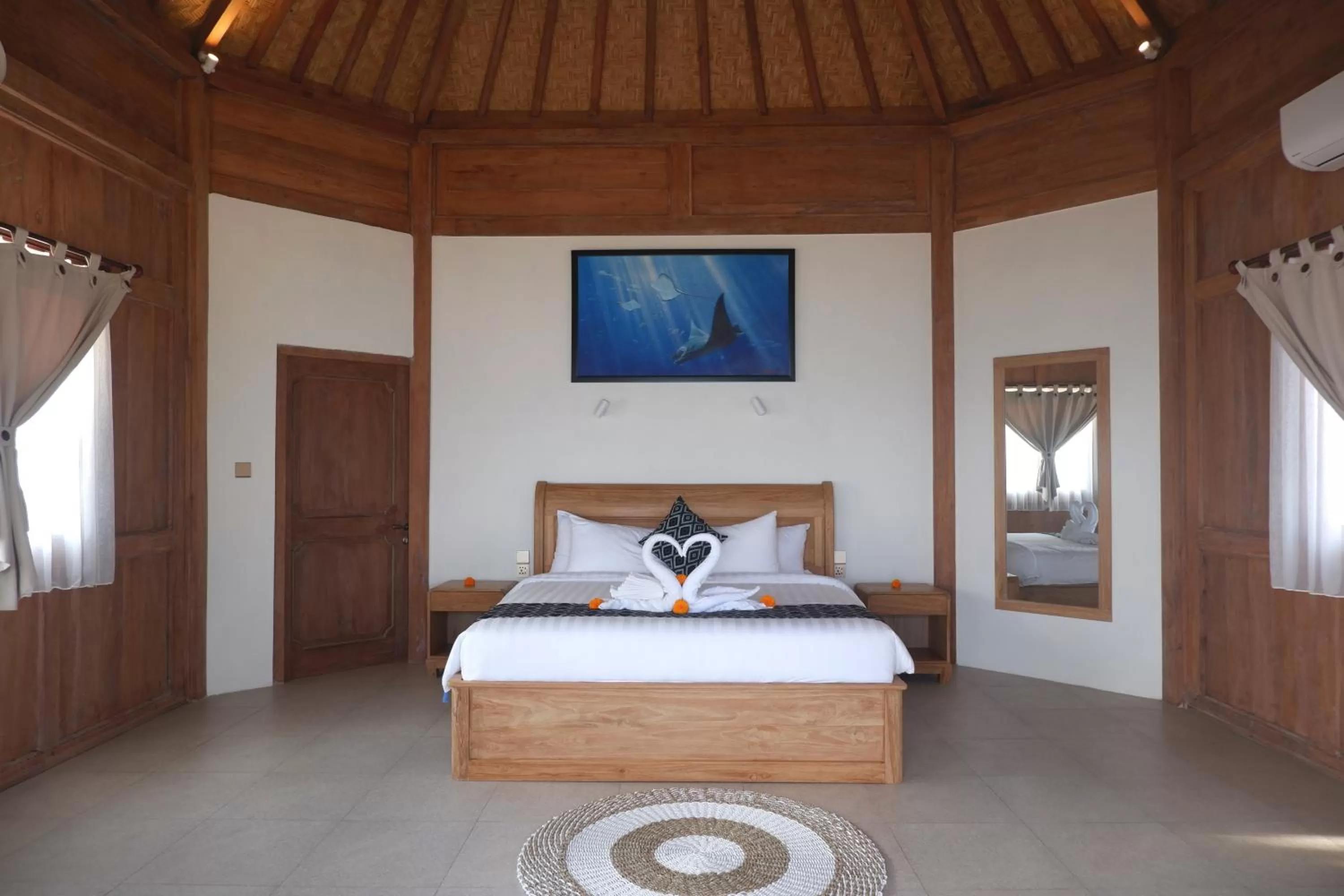 Property building, Bed in Blue Harbor Beachfront Villas & Resto