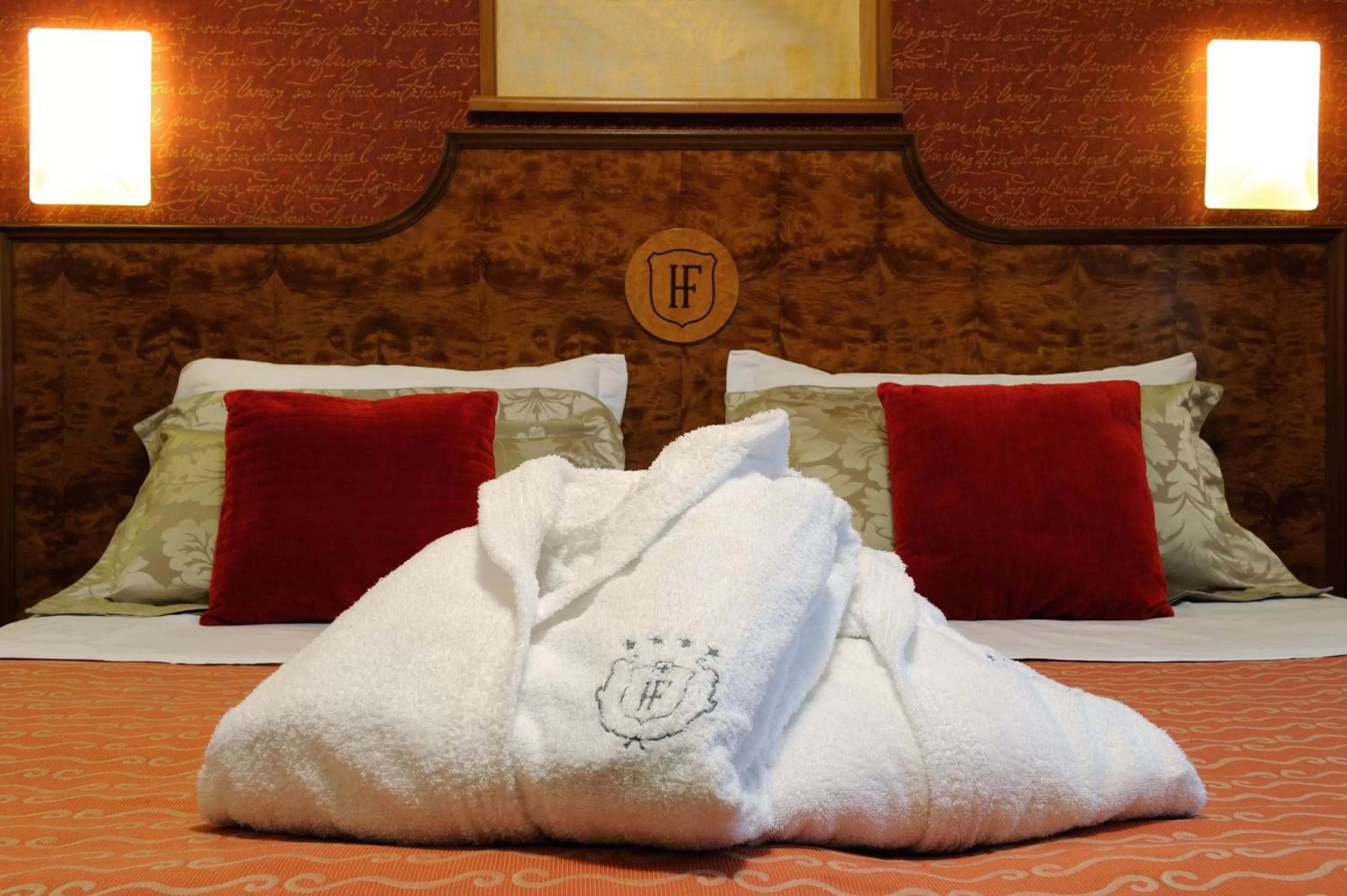 Bed in Hotel Farnese