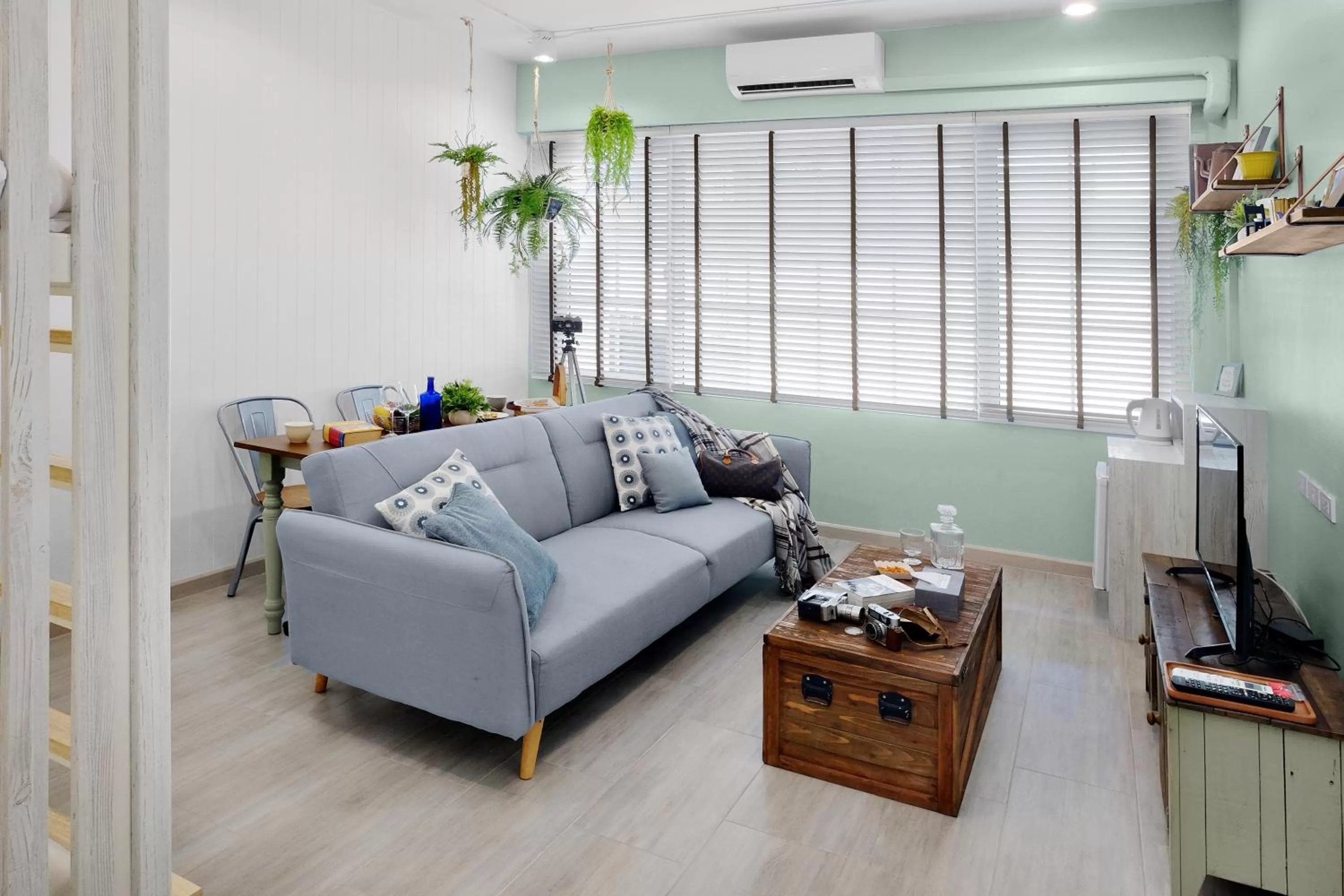 TV and multimedia in Hide and Seek Boutique Hometel