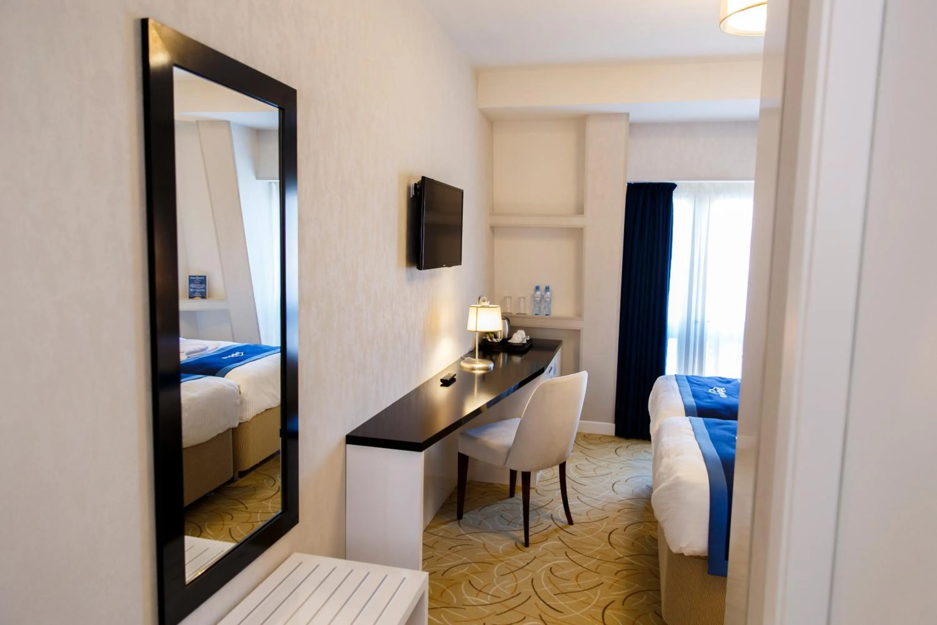 Restaurant/places to eat in Tribeca Hotel