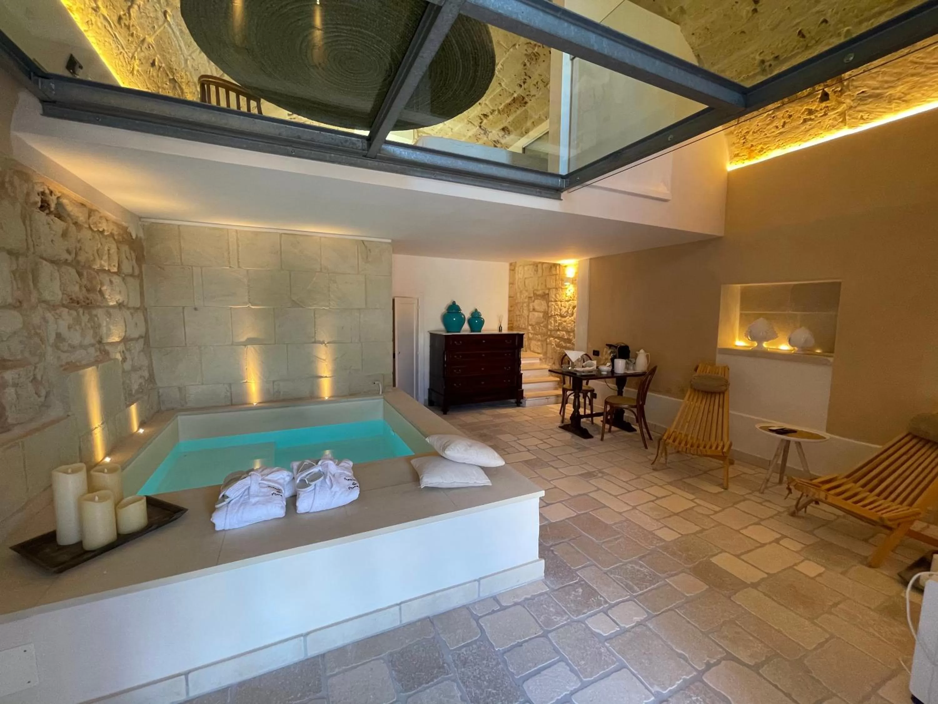 Swimming pool in Masseria dei Monaci