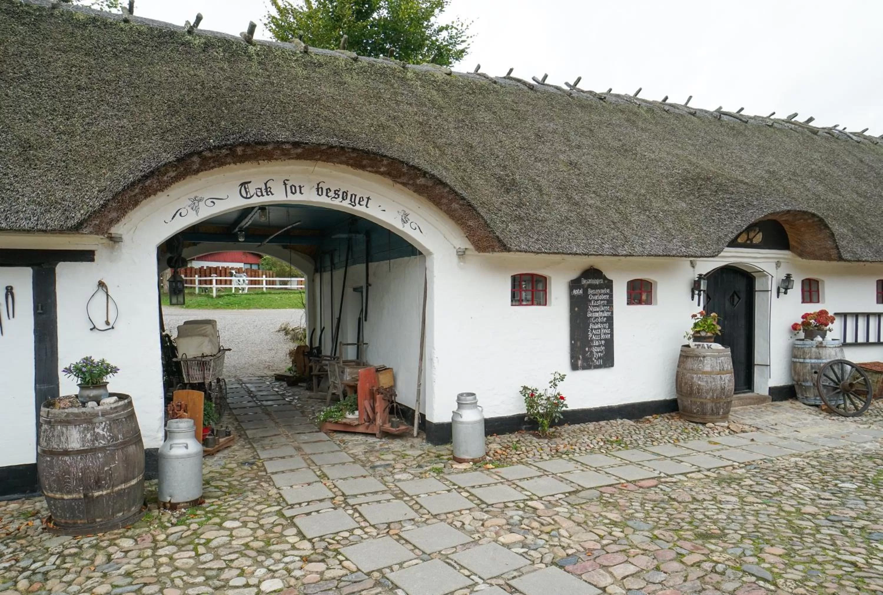 Facade/entrance in Svostrup Kro