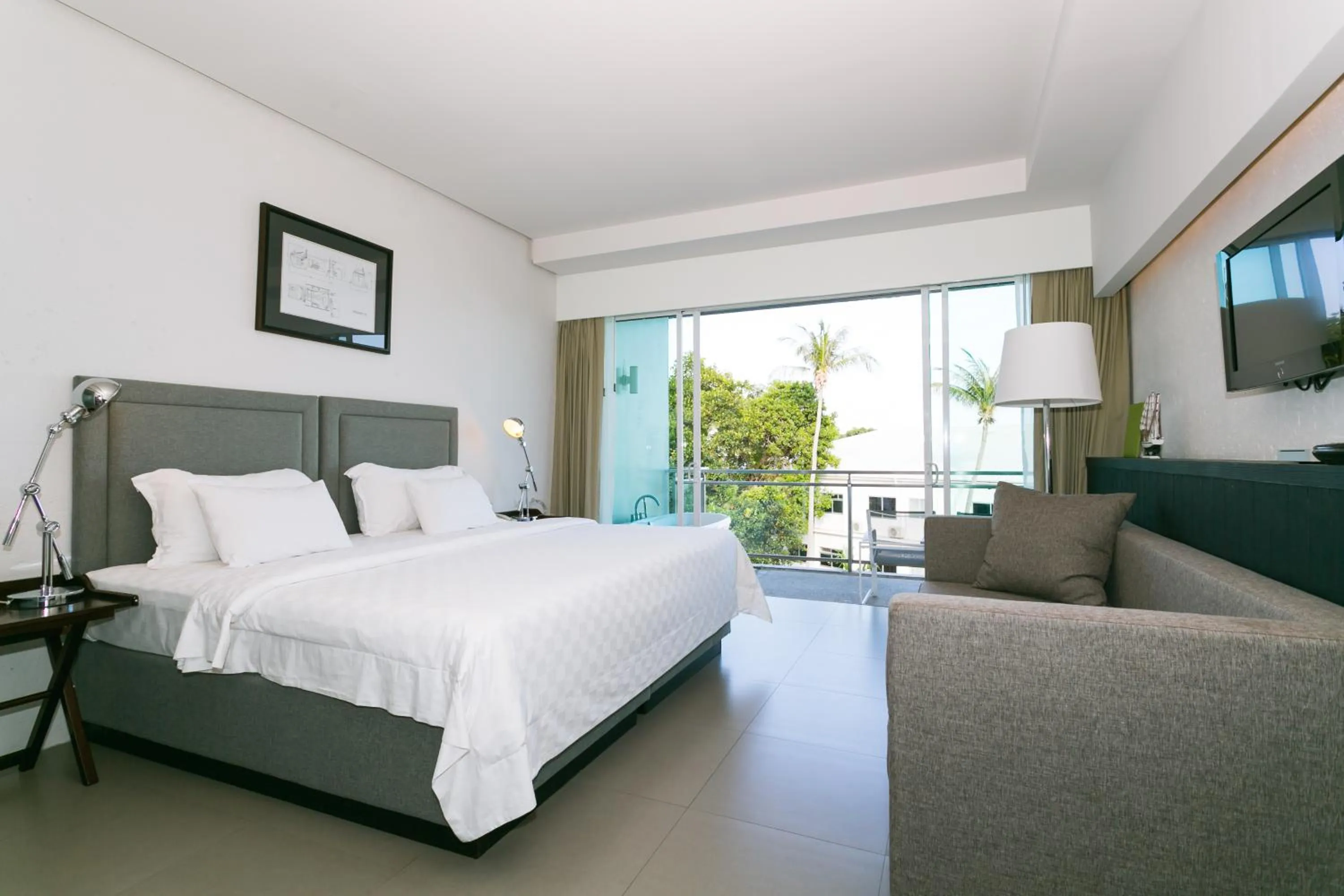 Hot Tub, Bed in Sugar Palm Grand Hillside - SHA Plus