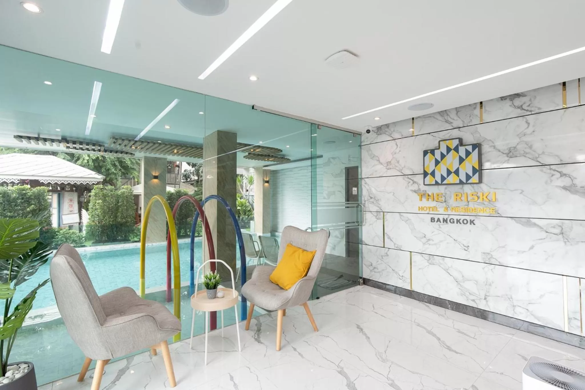 Swimming pool in The Riski Hotel at Bangphlat Station SHA