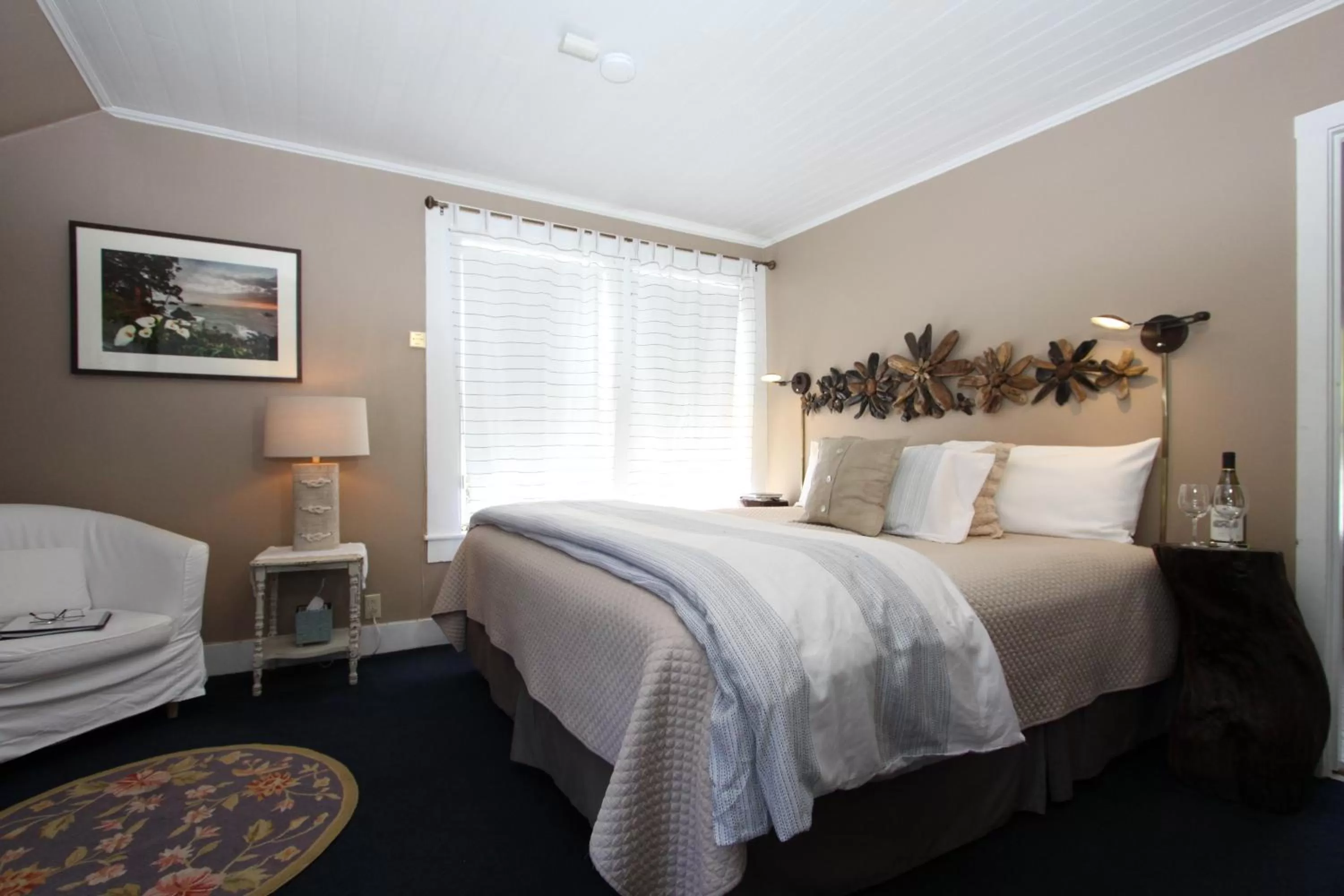 Bed in Seagull Inn Bed & Breakfast