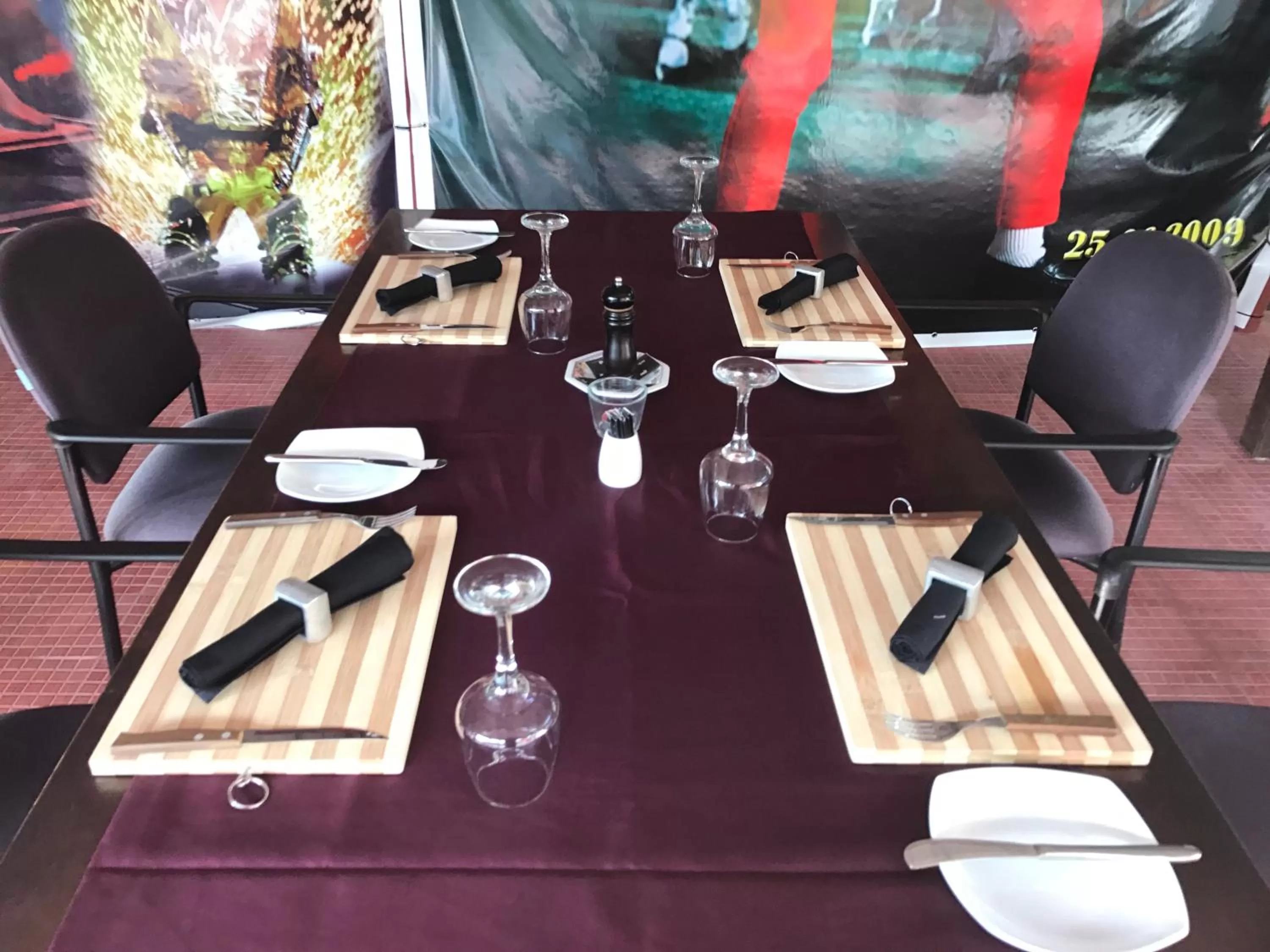 Restaurant/places to eat in Palms Villa