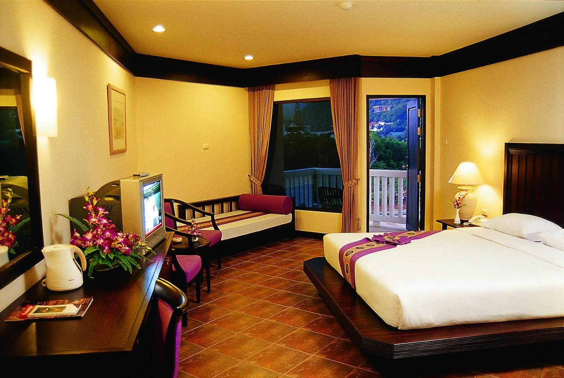 Bed in Kata Poolside Resort SHA Extra Plus