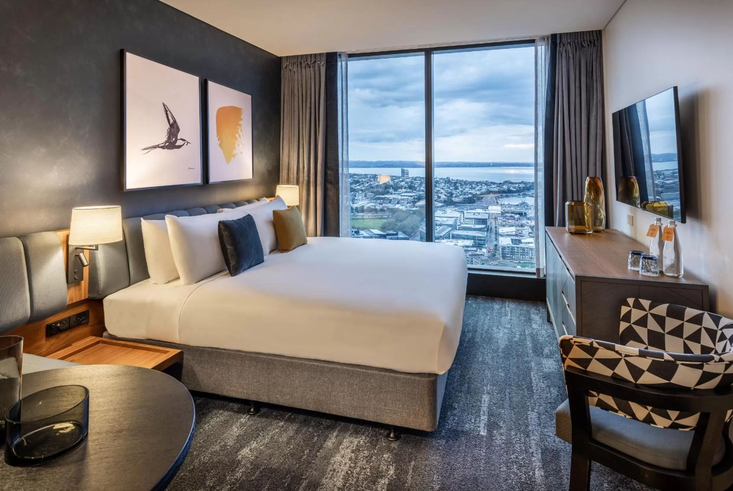 Bedroom, Bed in voco Auckland City Centre by IHG