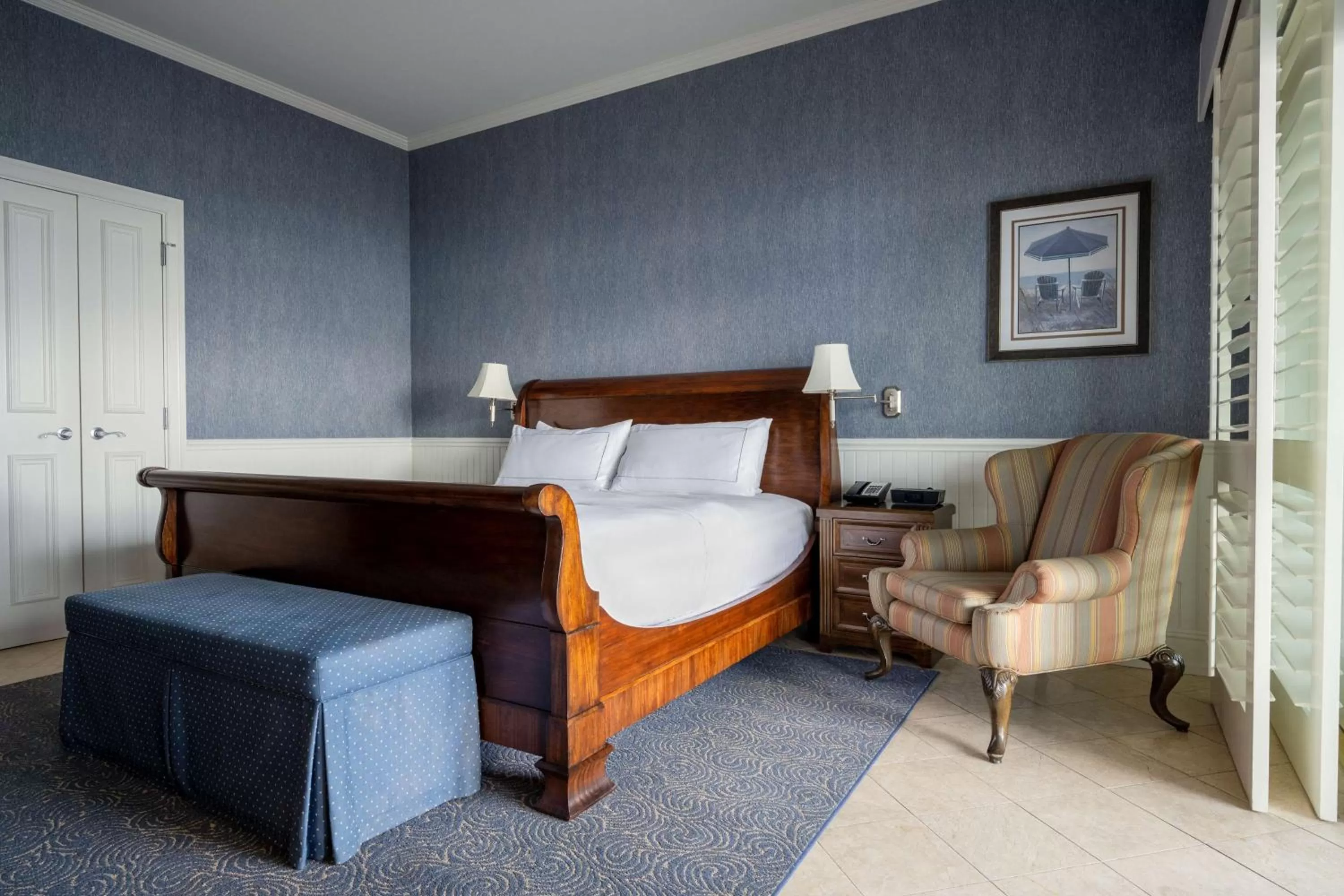 Photo of the whole room, Bed in Madison Beach Hotel, Curio Collection by Hilton