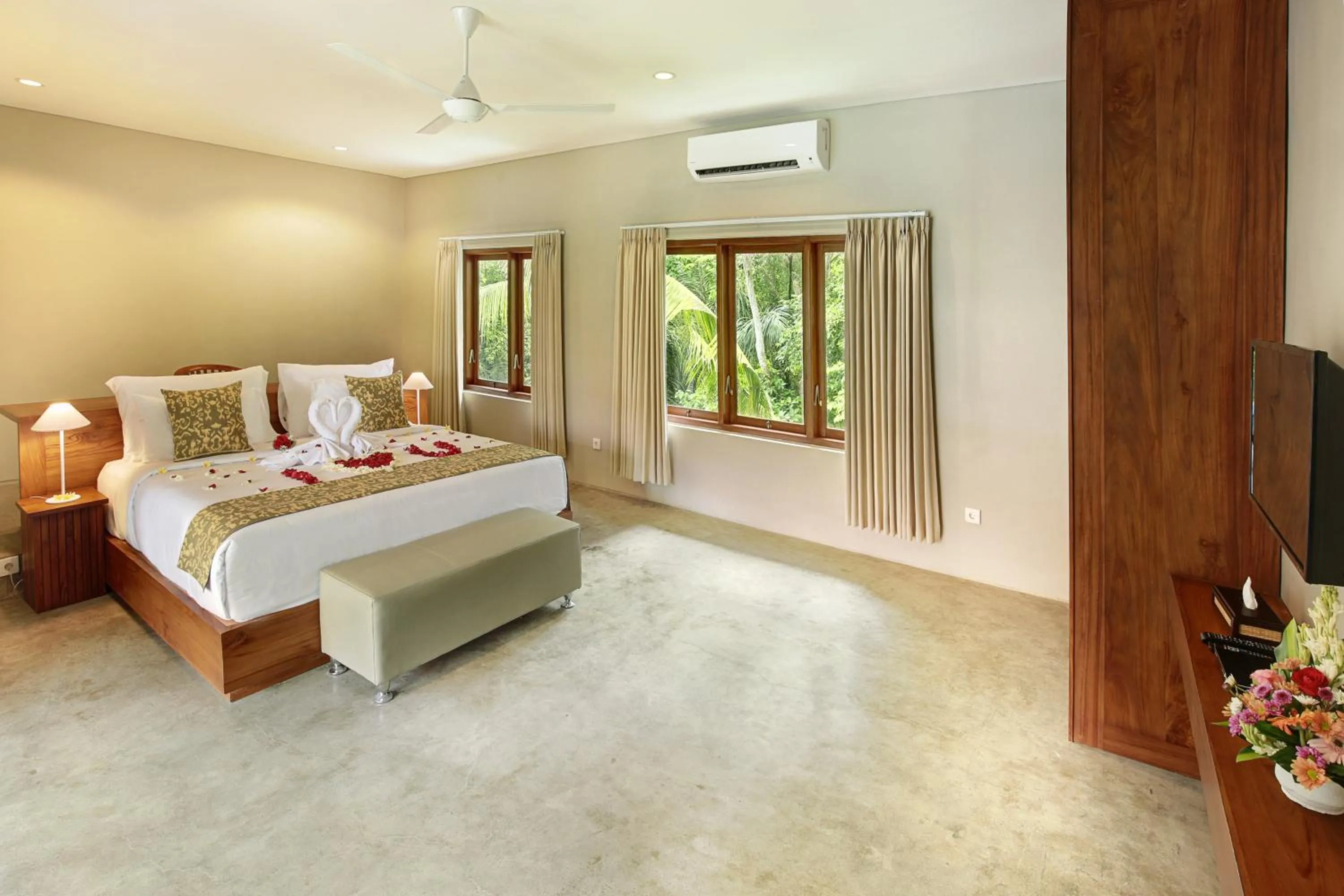 Bedroom, Bed in Sativa Villas Ubud with Private Pool